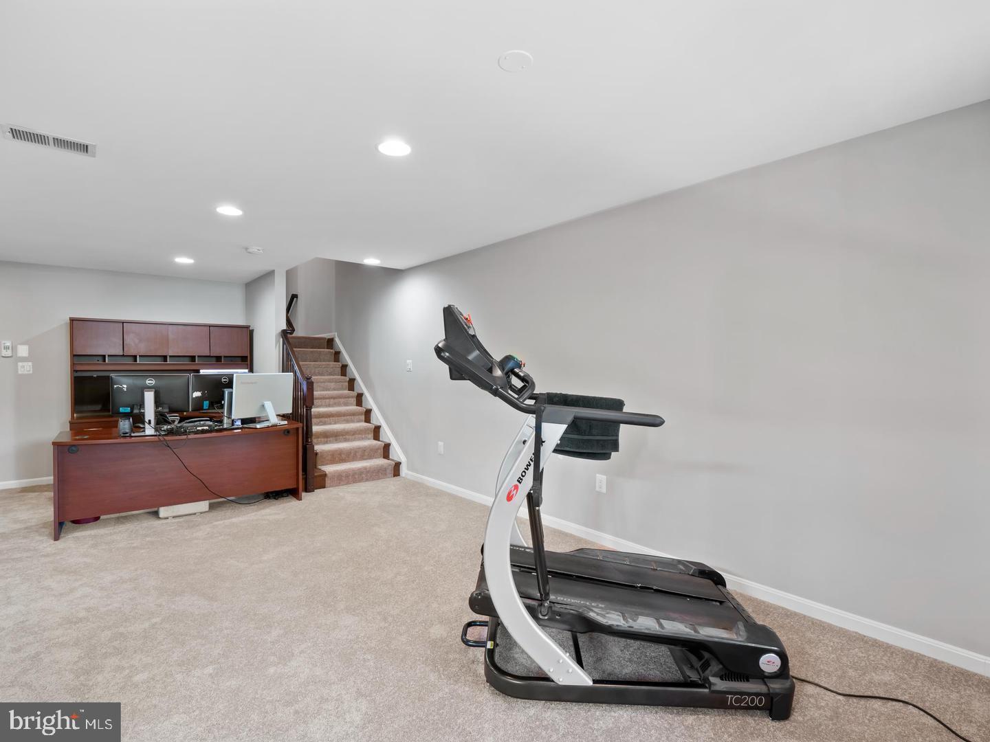 PROVIDENCE GLEN - Residential Lease