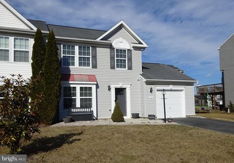 Townhouse For Sale - 3751 Rolling Hills Drive<br/> GREENCASTLE, PA 17225