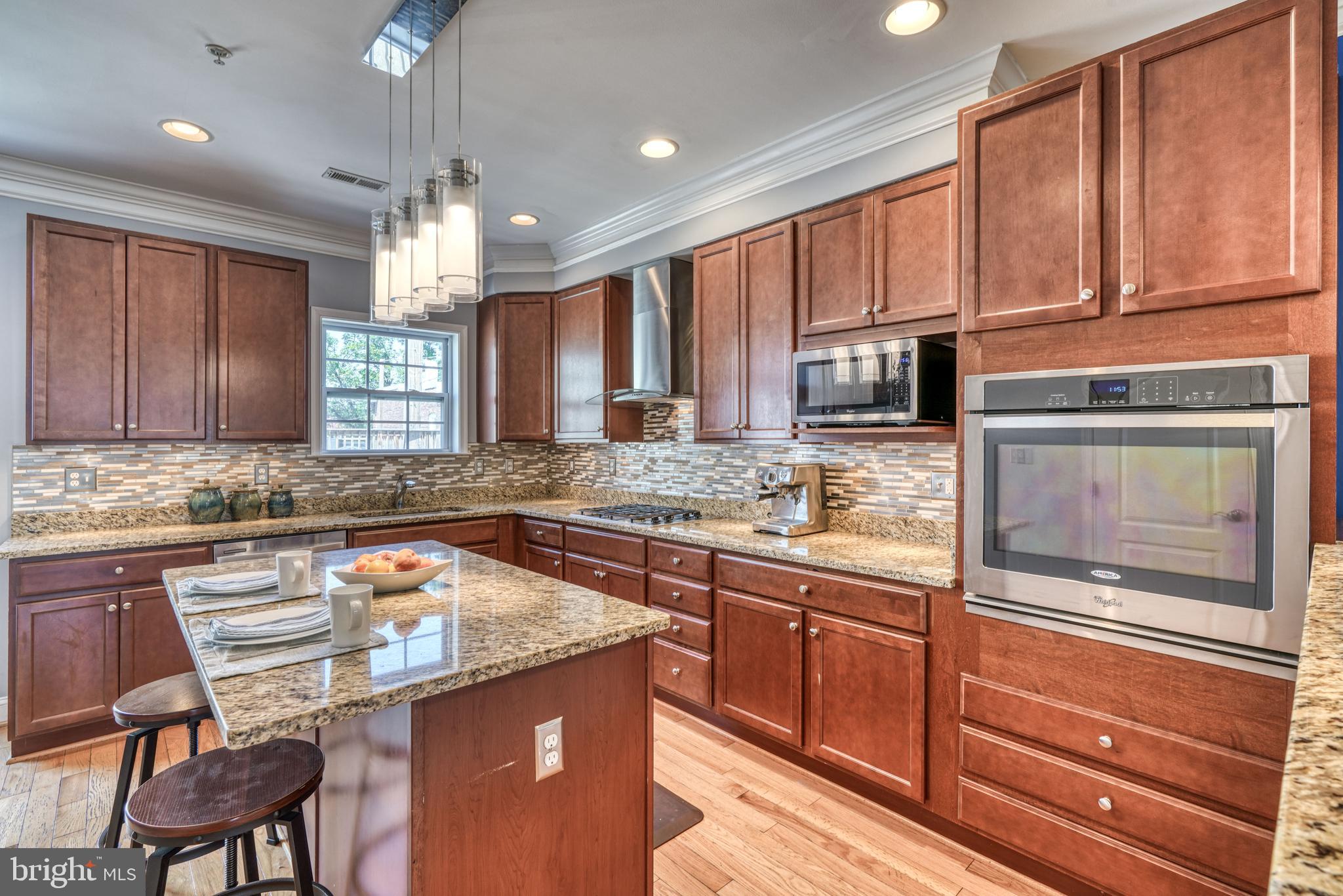 RIVERSIDE PARK - Residential