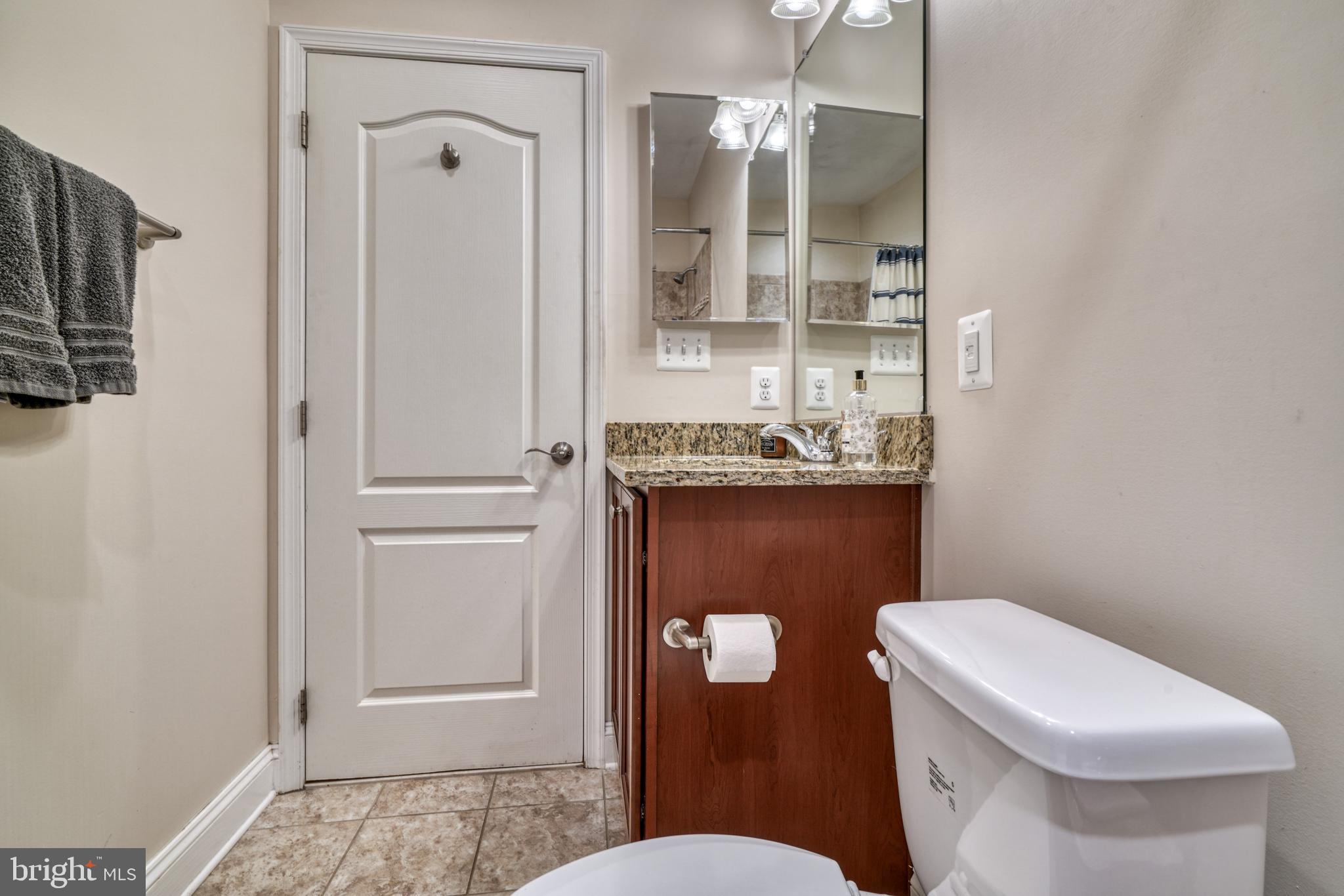 RIVERSIDE PARK - Residential