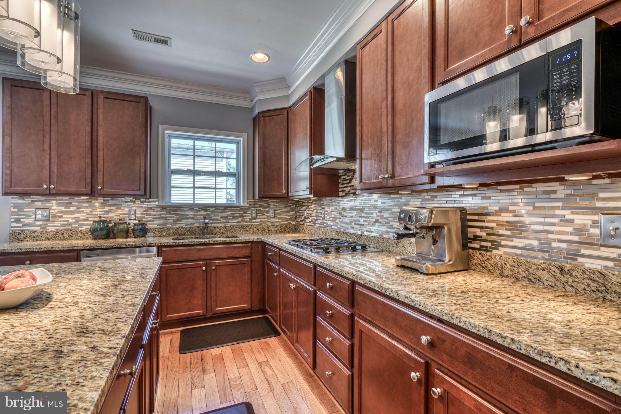 RIVERSIDE PARK - Residential