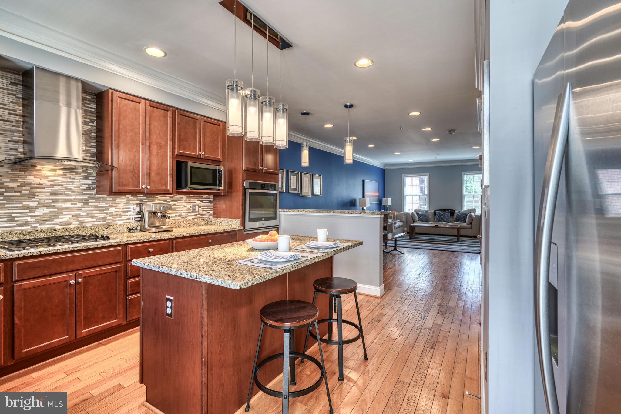 RIVERSIDE PARK - Residential