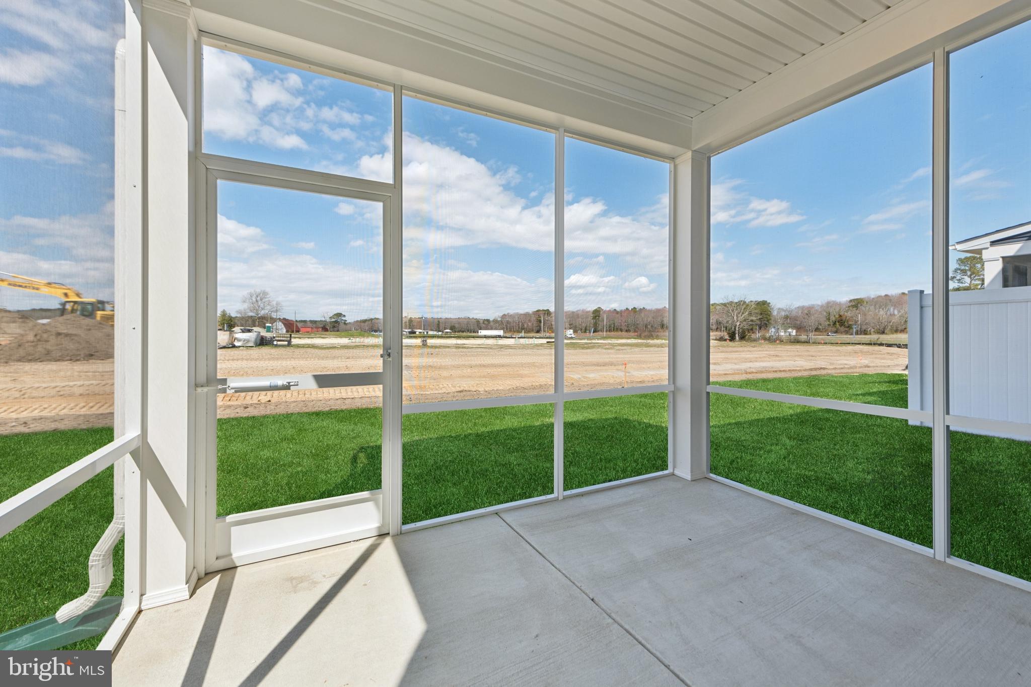 BAY KNOLLS - Residential