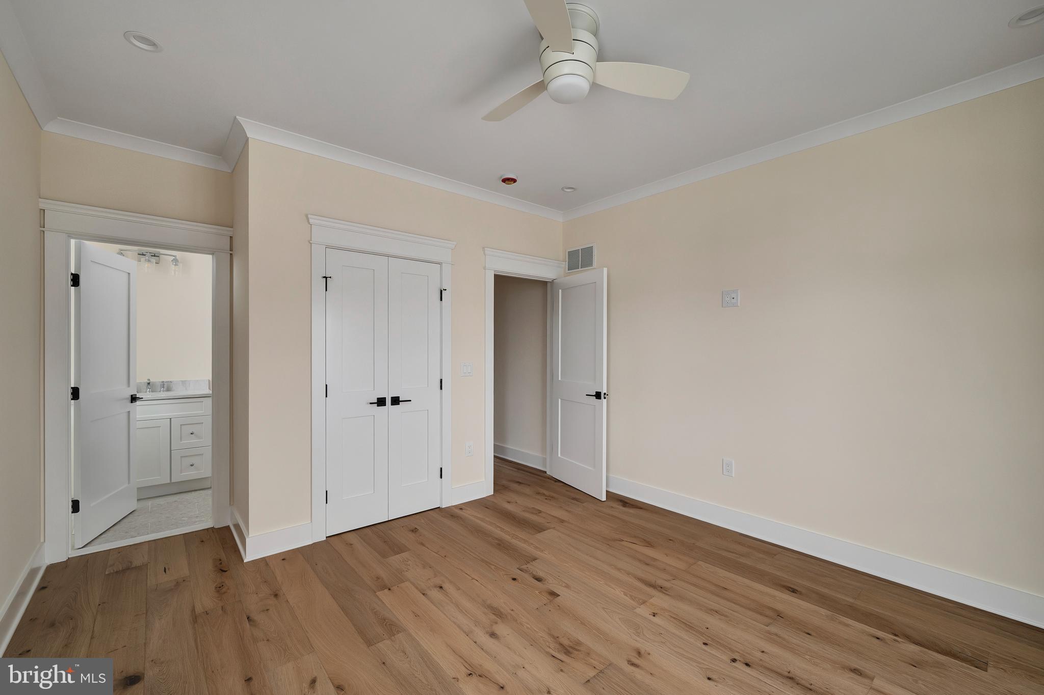 34 AMHERST