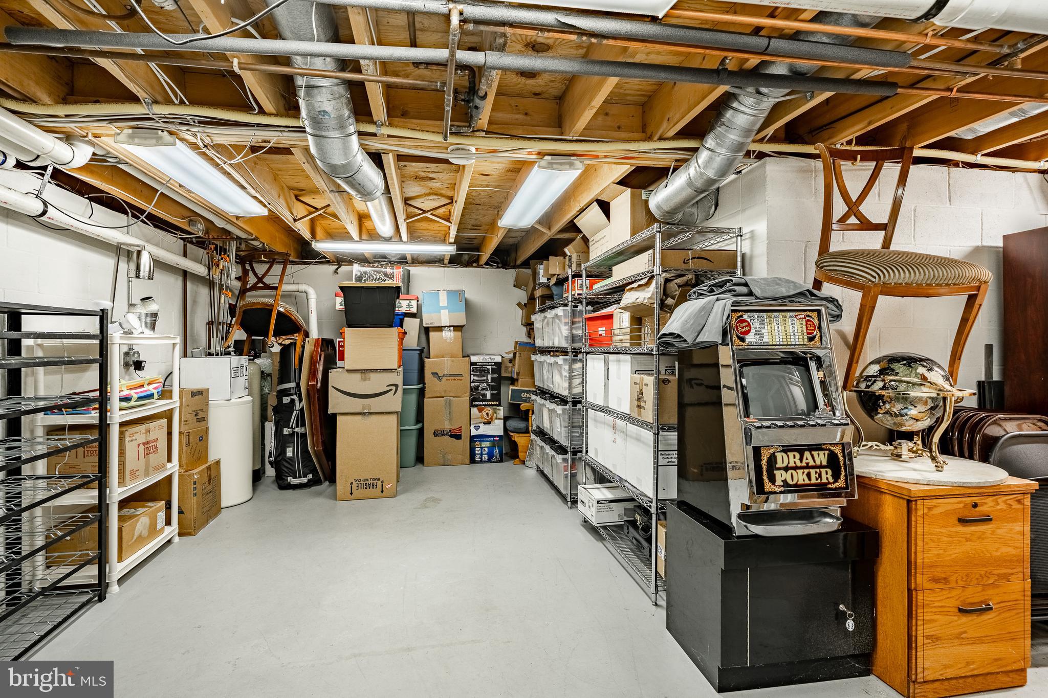 RADLEY RUN MEWS - Residential