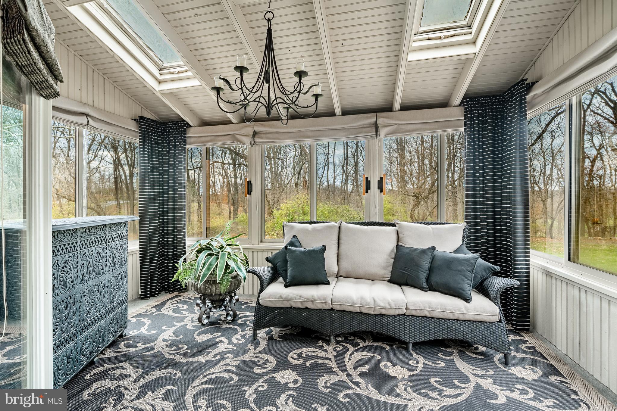 RADLEY RUN MEWS - Residential