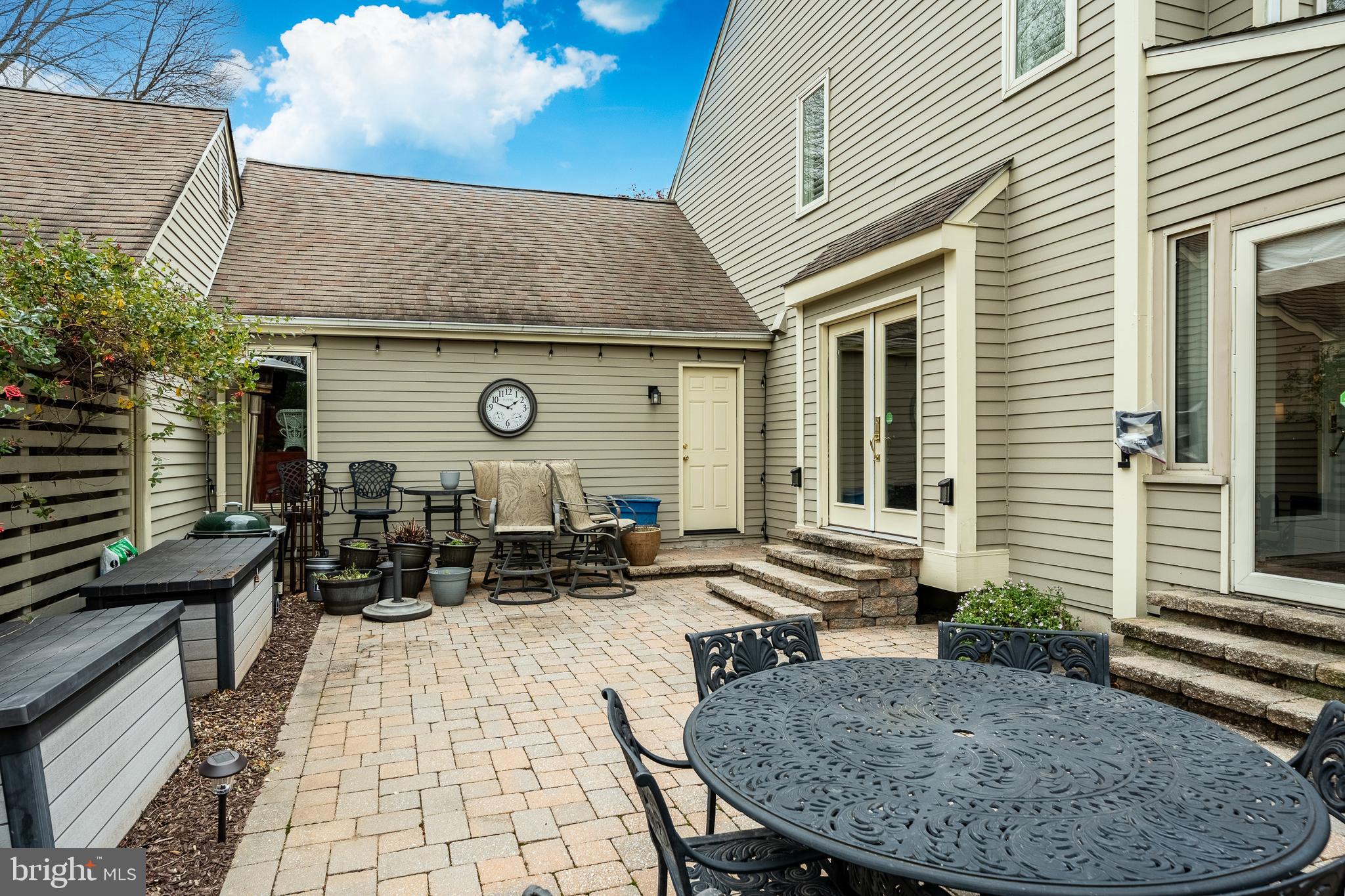 RADLEY RUN MEWS - Residential