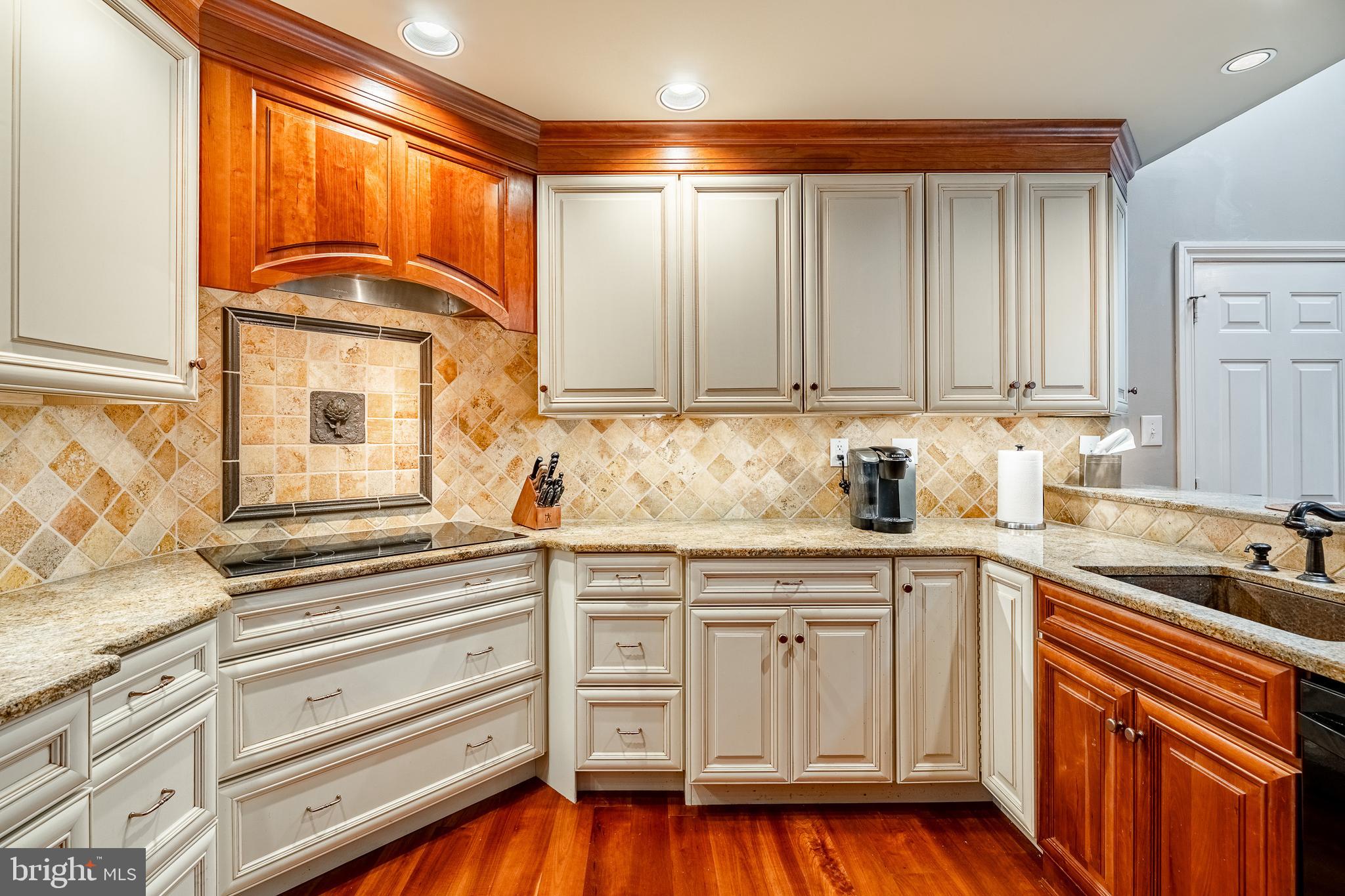 RADLEY RUN MEWS - Residential