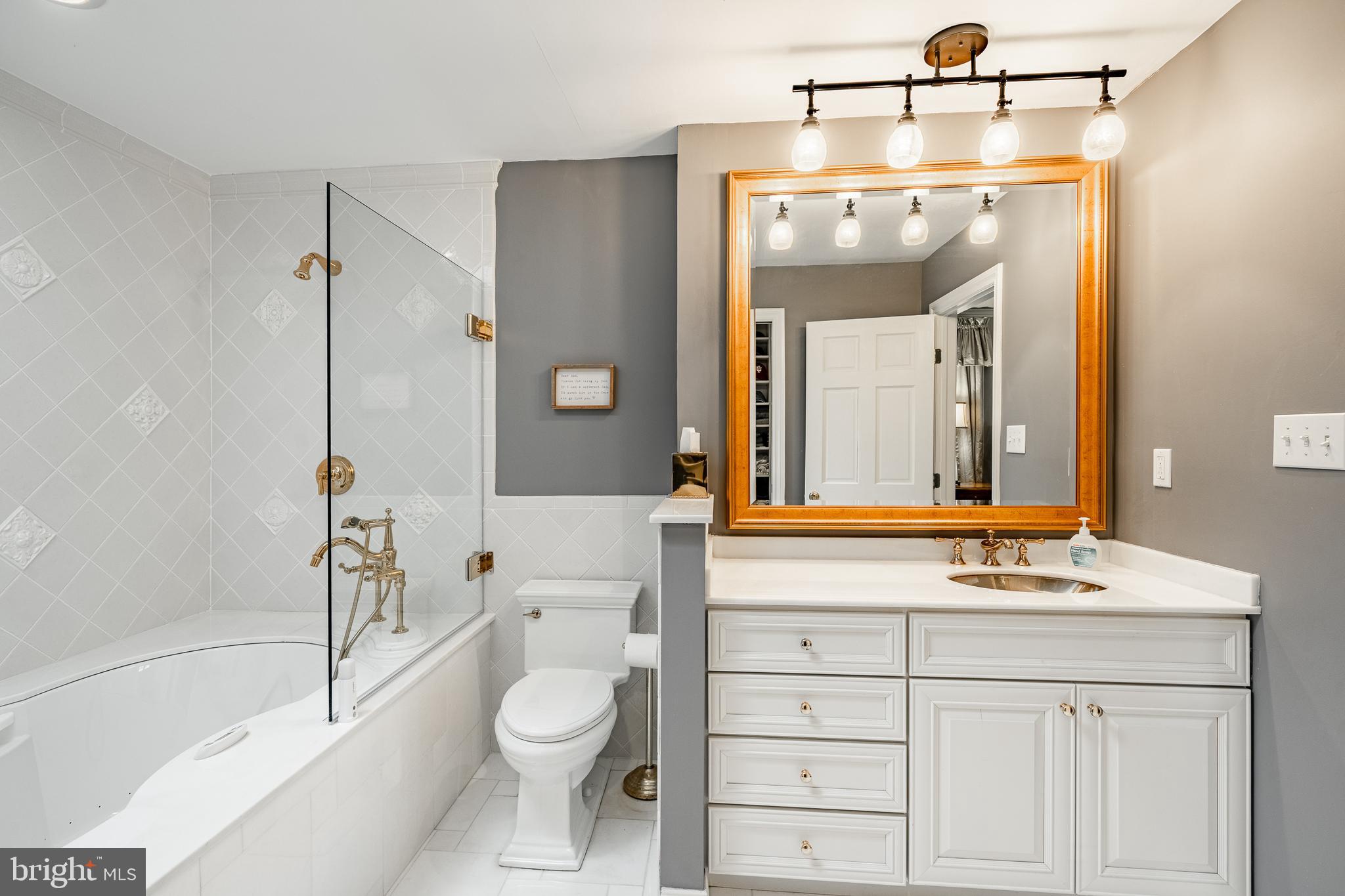 RADLEY RUN MEWS - Residential