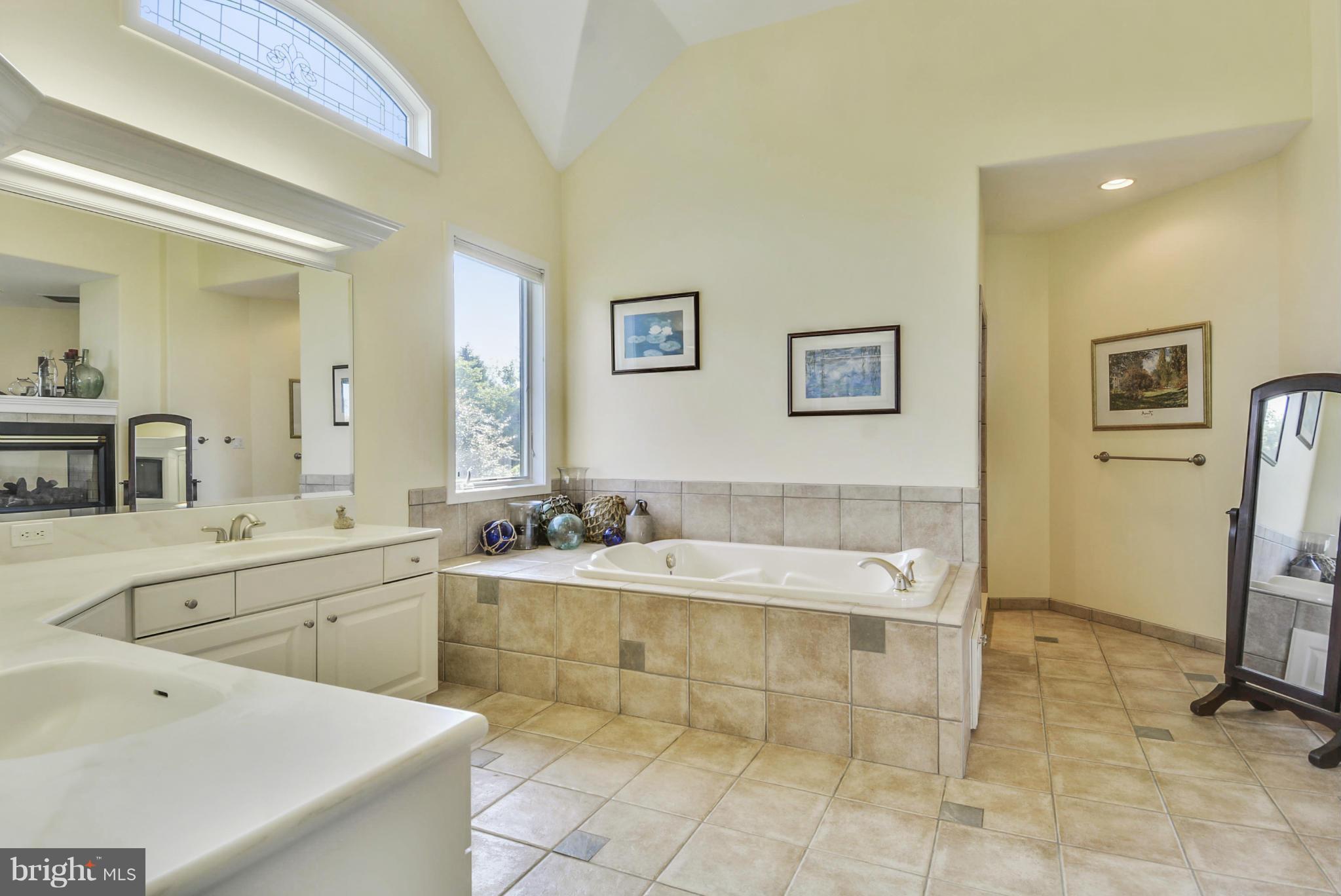 CHESTER - Residential