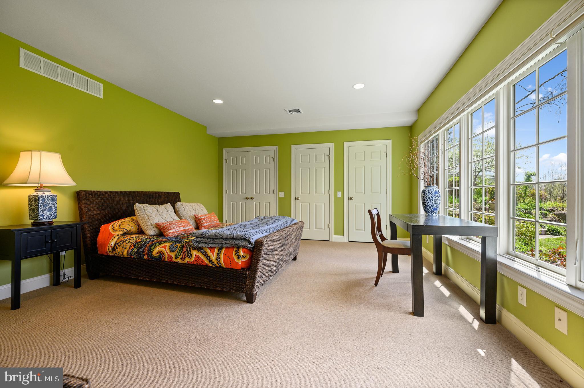 BROOKE FARM - Residential