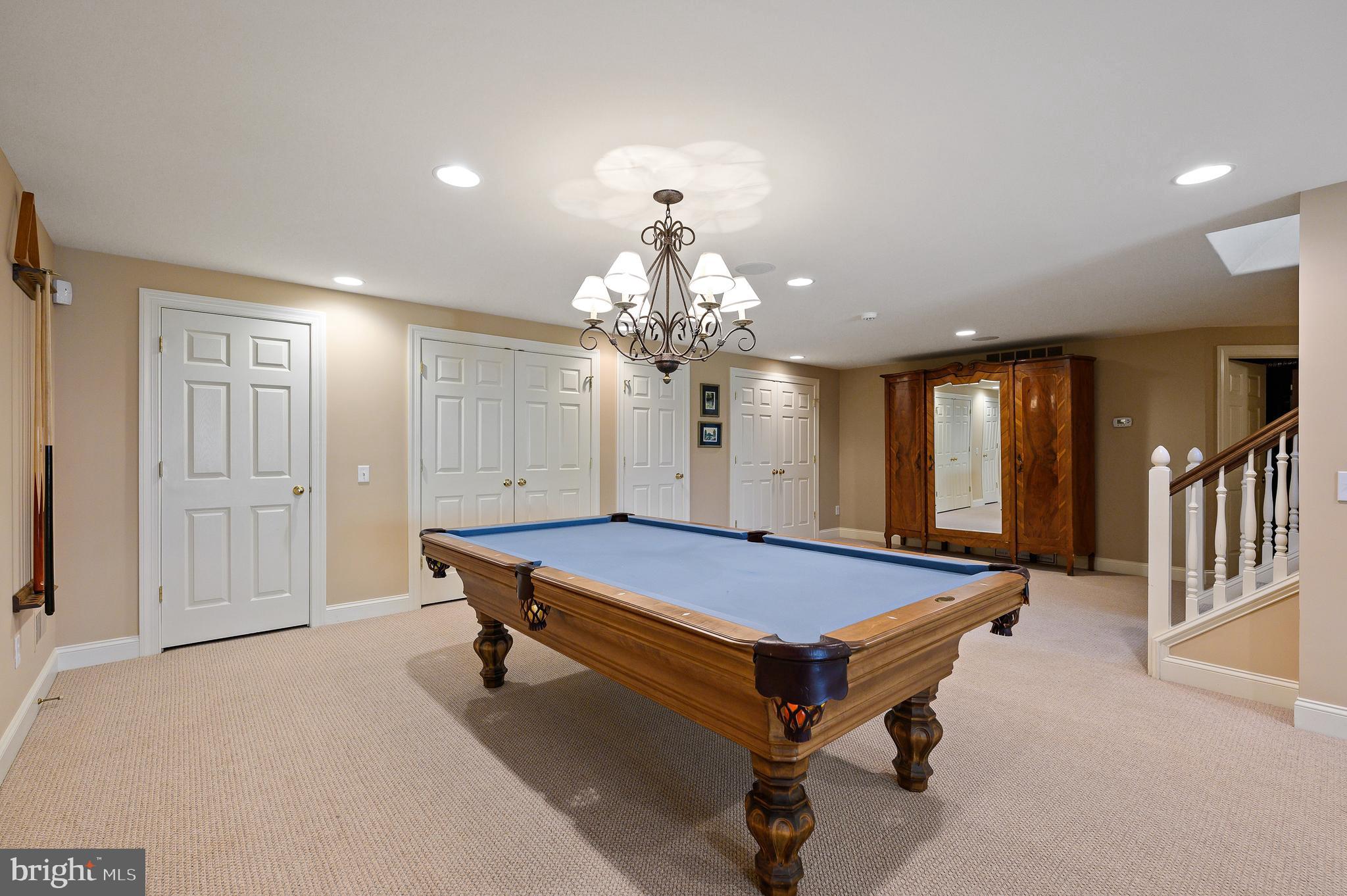 BROOKE FARM - Residential