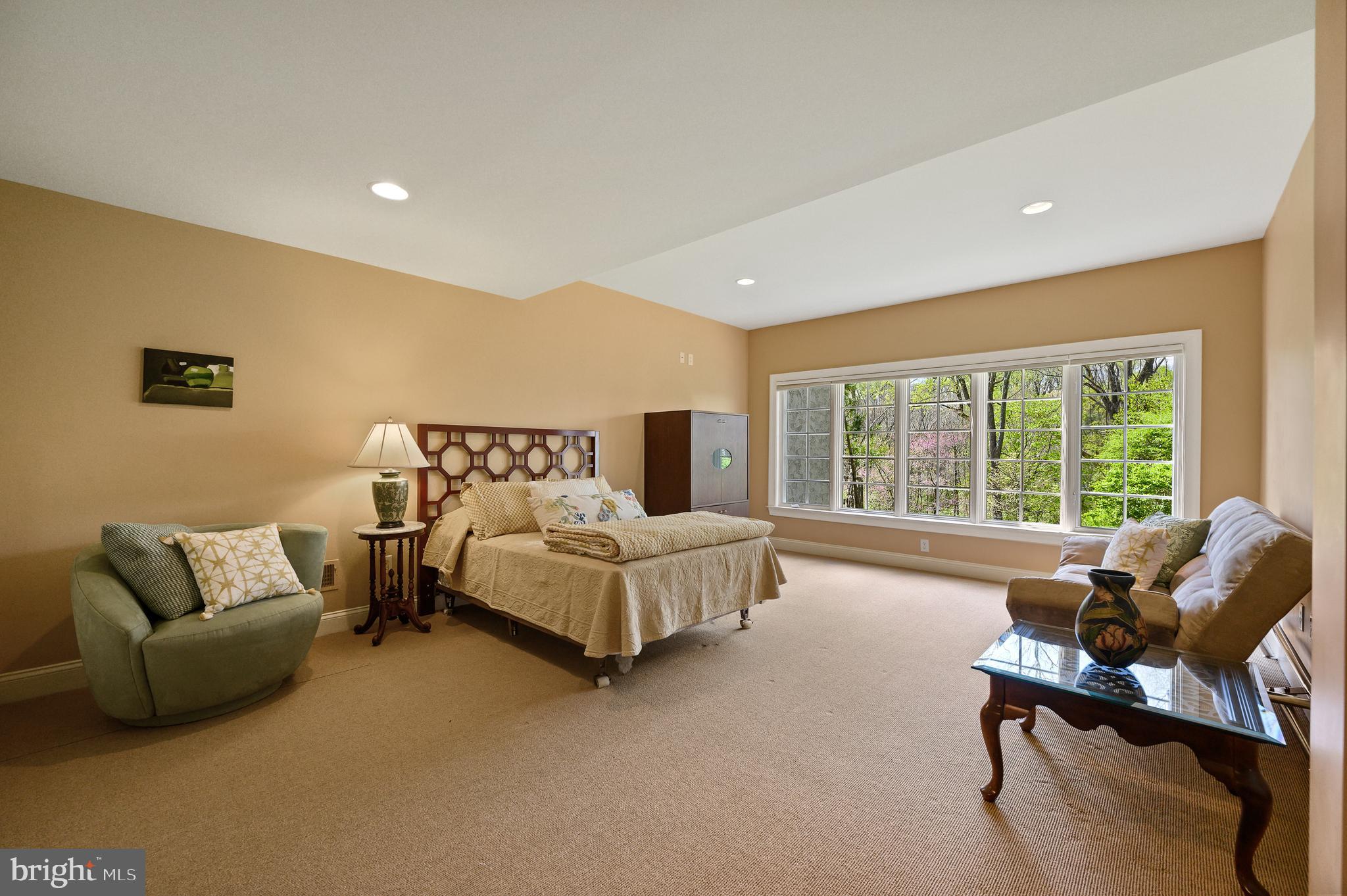 BROOKE FARM - Residential