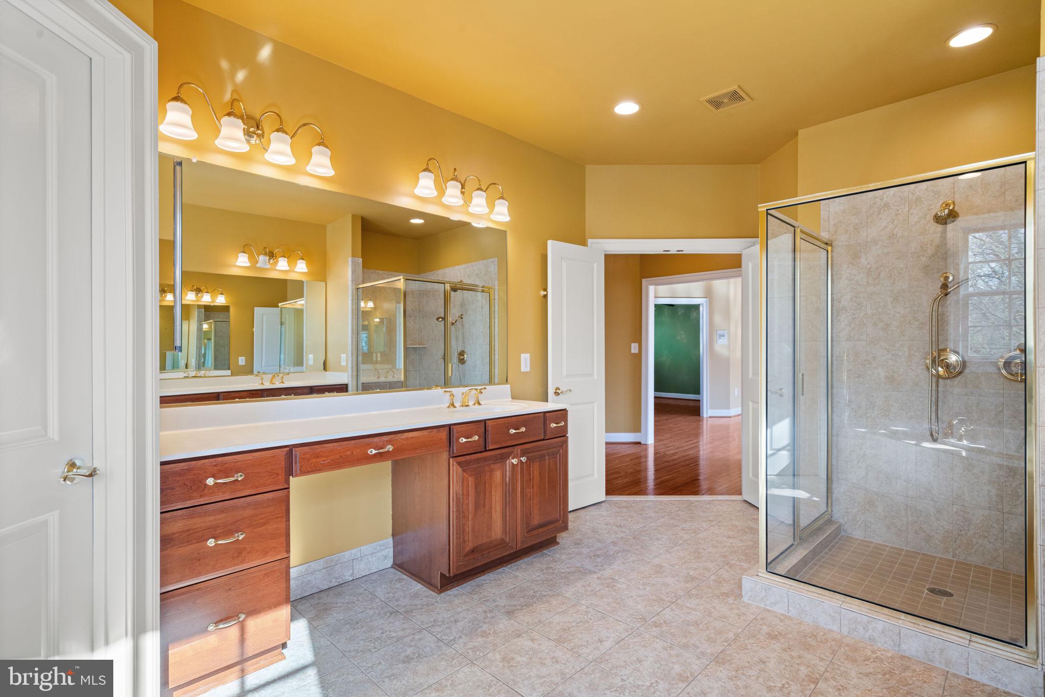 GOOSE CREEK BEND - Residential