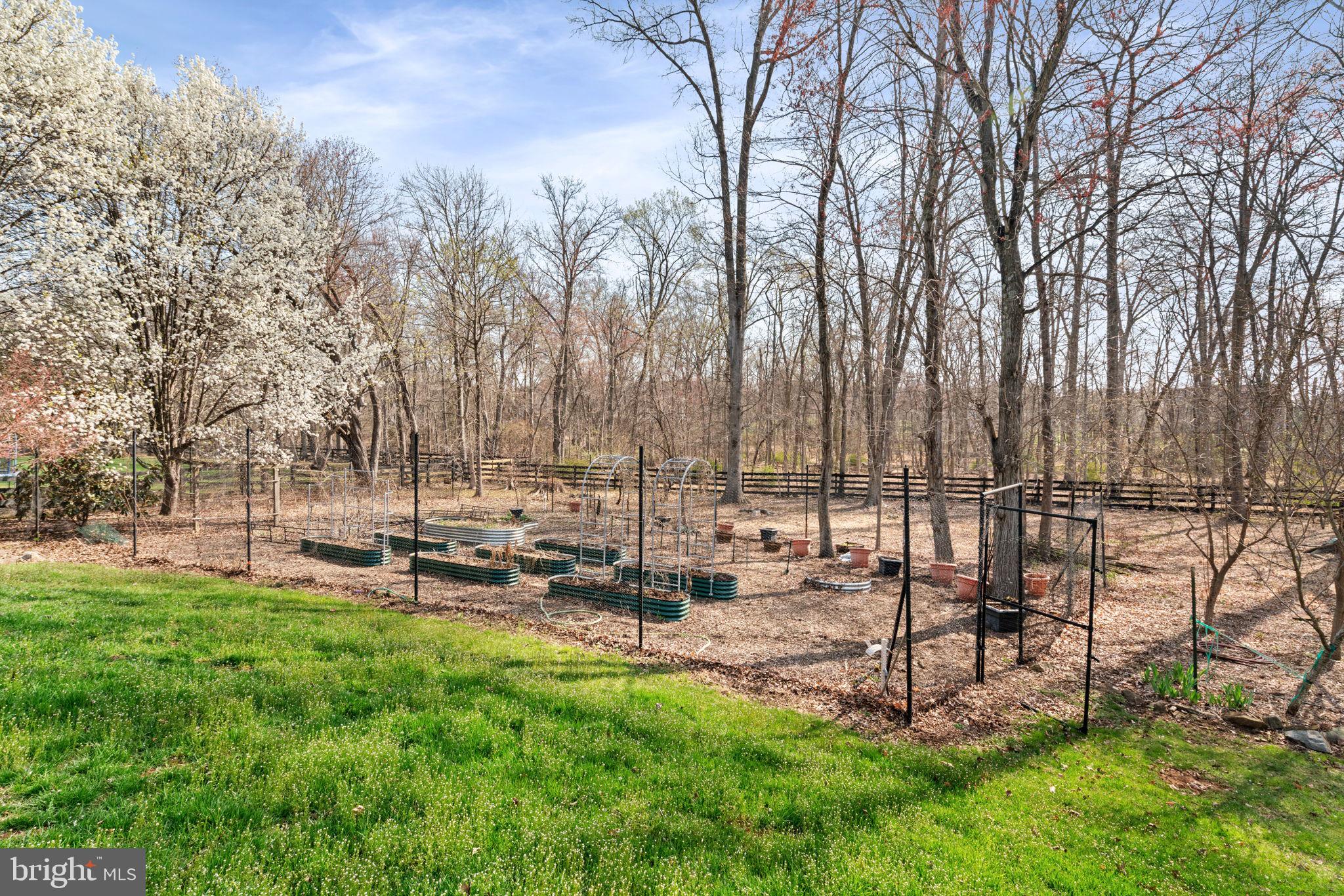GOOSE CREEK BEND - Residential