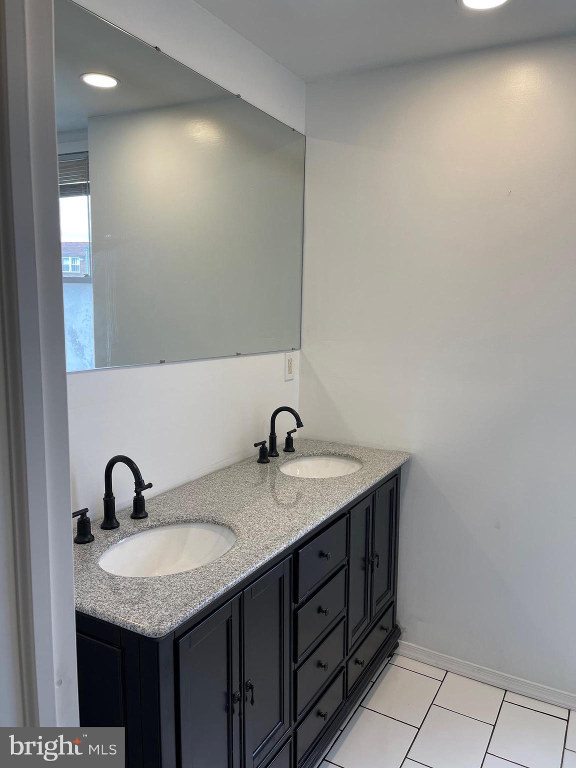 PHILADELPHIA - Residential Lease