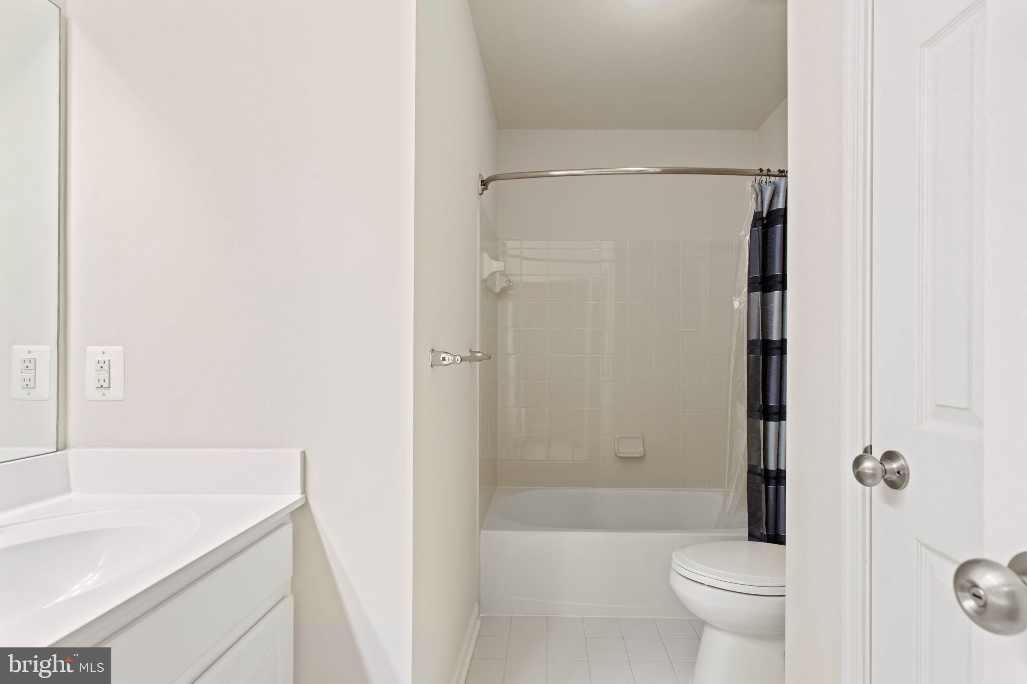 VILLAGES OF URBANA - Residential