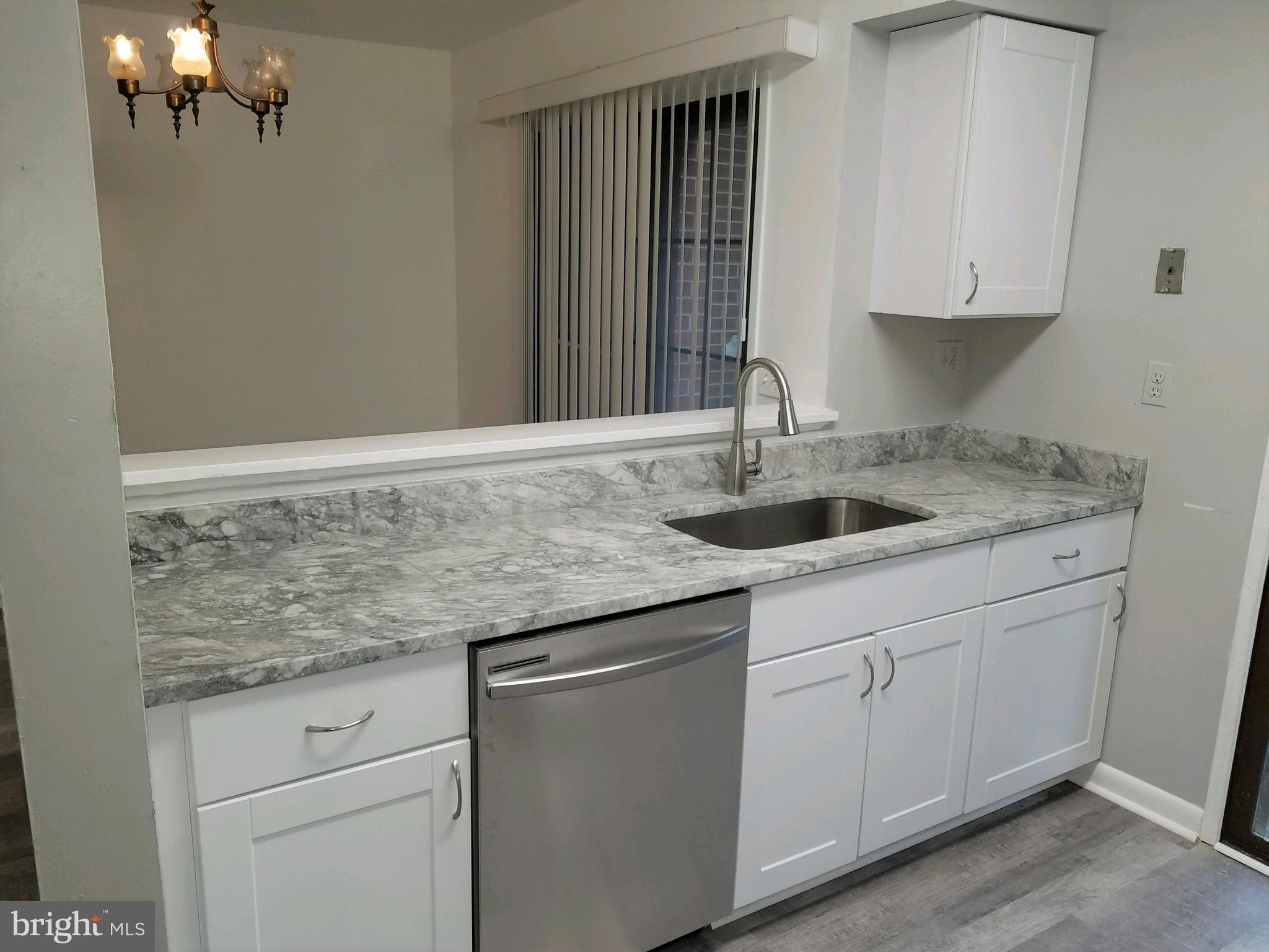 BOSTON RIDGE - Residential Lease