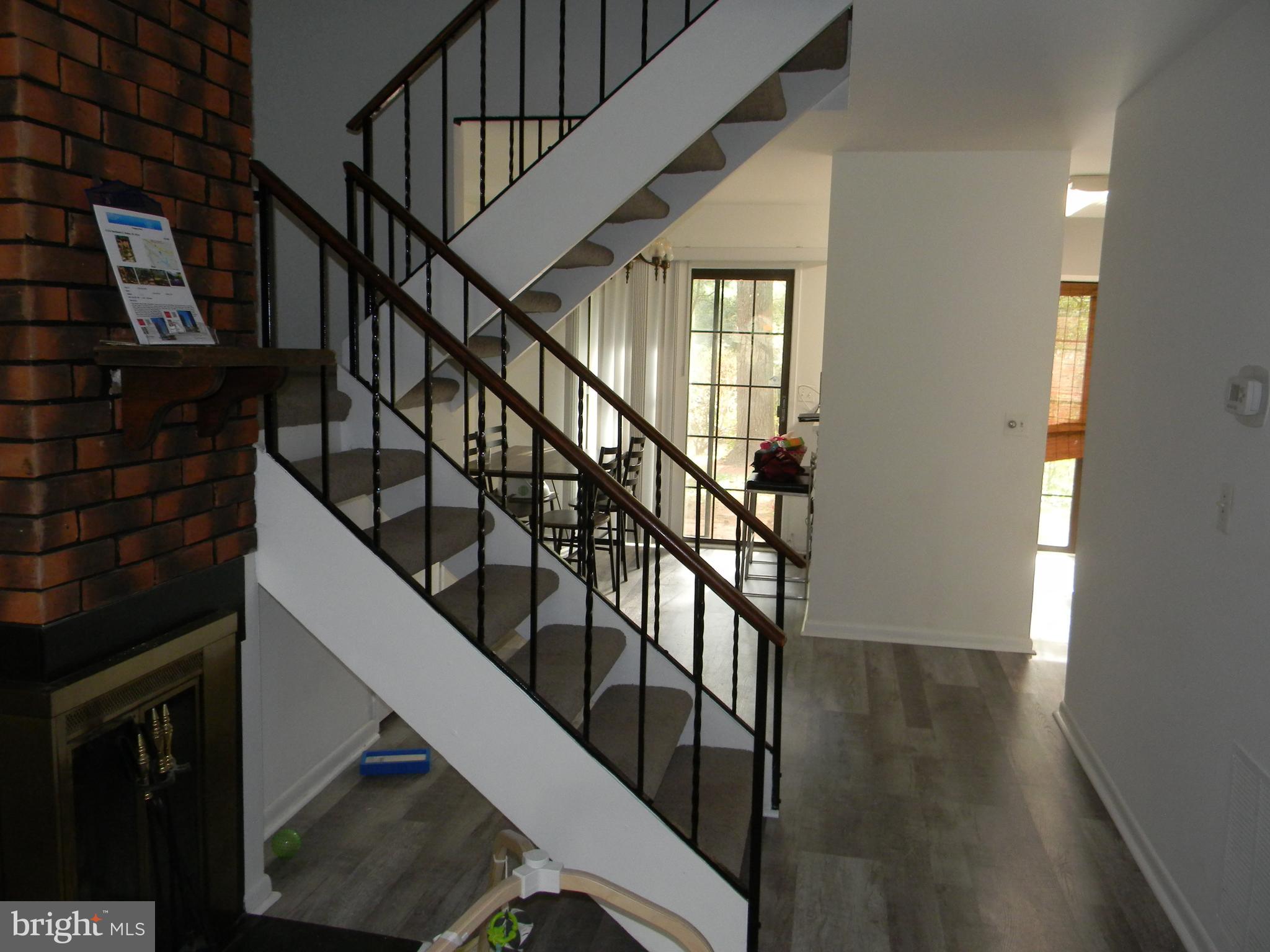 BOSTON RIDGE - Residential Lease