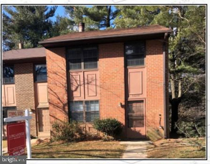 Great location close to Metro.  Renovated 2 level brick end unit with updated kitchen, laminate flooring on main level, and carpet on the bedroom level.  Located in Boston Ridge Cluster close to neighborhood pools and W&OD walking paths. Wiehle Ave Metro Station less than one mile. 3 Bedrooms with 2 Full Baths and half bath on first floor.  Wood burning fireplace in family room on the main level.  Master bedroom with walk-in closet and renovated master bath.  Stainless steel Kitchen Appliances. Separate laundry utility room off kitchen.  Sliding glass door from dining room leads to private backyard for cookouts.  Lots of unassigned parking spaces. Just minutes to Reston tennis courts, tot lots, and over 50 miles of trails.  South Lakes shopping center, Reston Town Center and  Lake Anne farmers market from spring to fall.  No Pets - Shown only by appointment