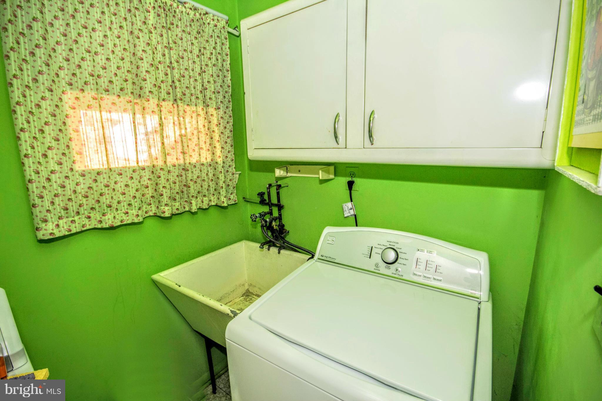 KINGS POINT - Residential