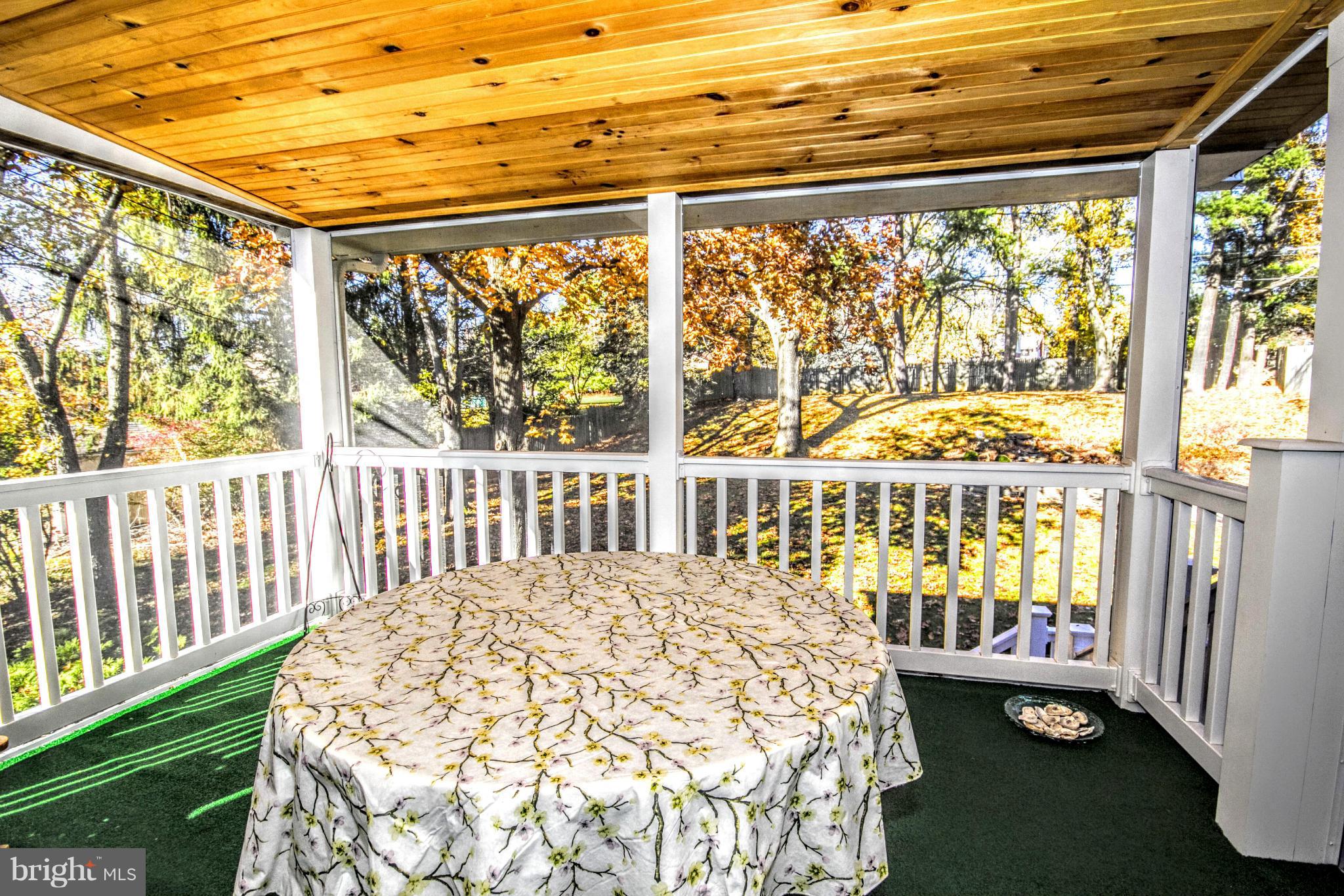 KINGS POINT - Residential