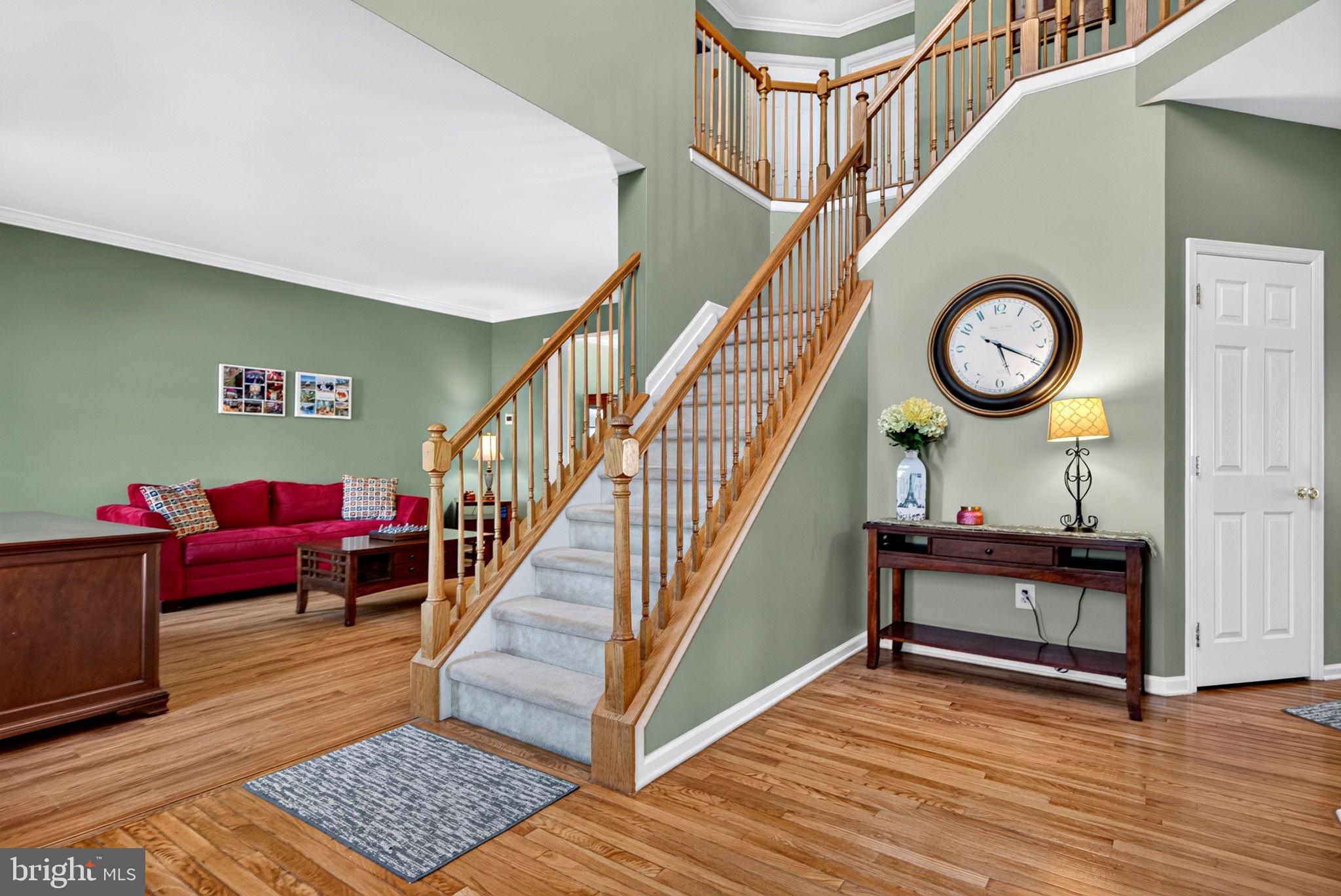 26 KINGSBERRY LANE
