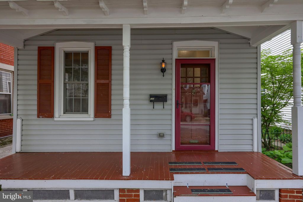 Photo of 122 S Spruce Street, Lititz, PA 17543 (MLS # PALA2049810)