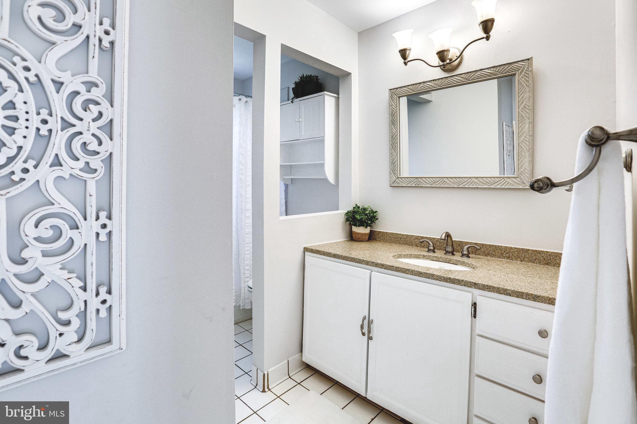 SHERWOOD HALL - Residential