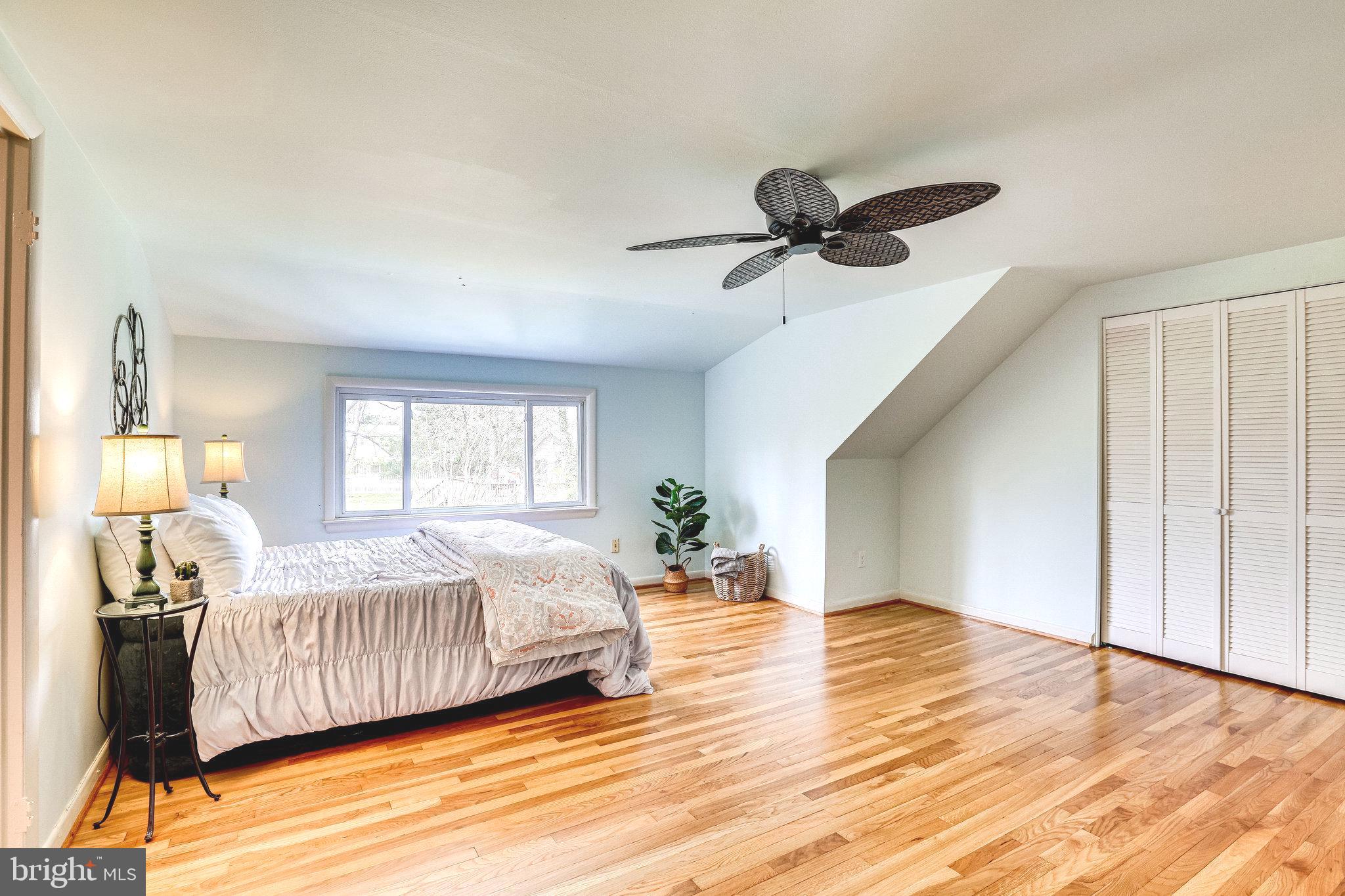 SHERWOOD HALL - Residential