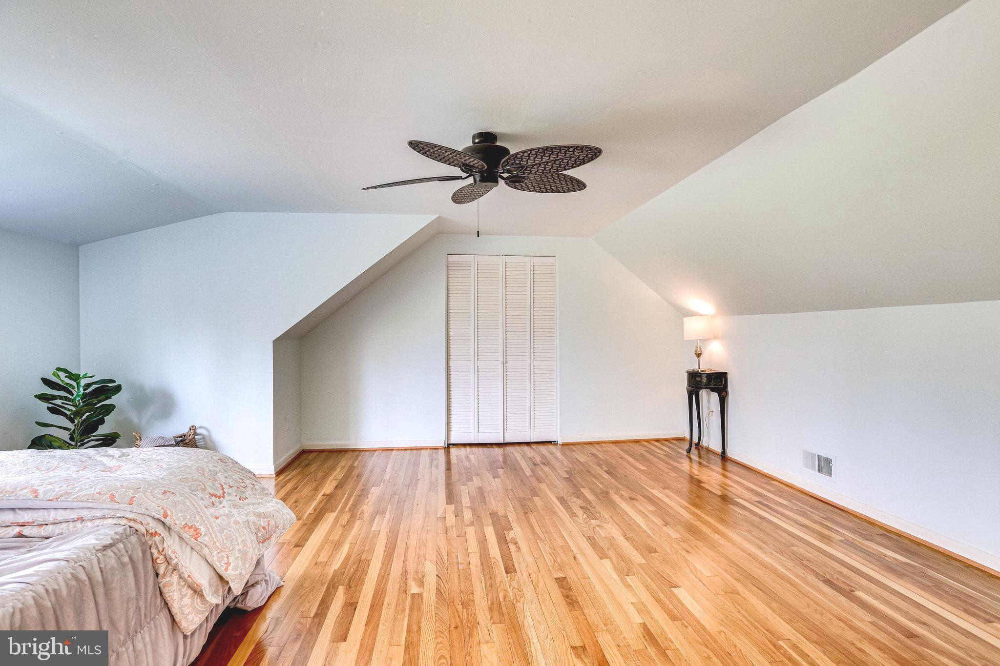 SHERWOOD HALL - Residential