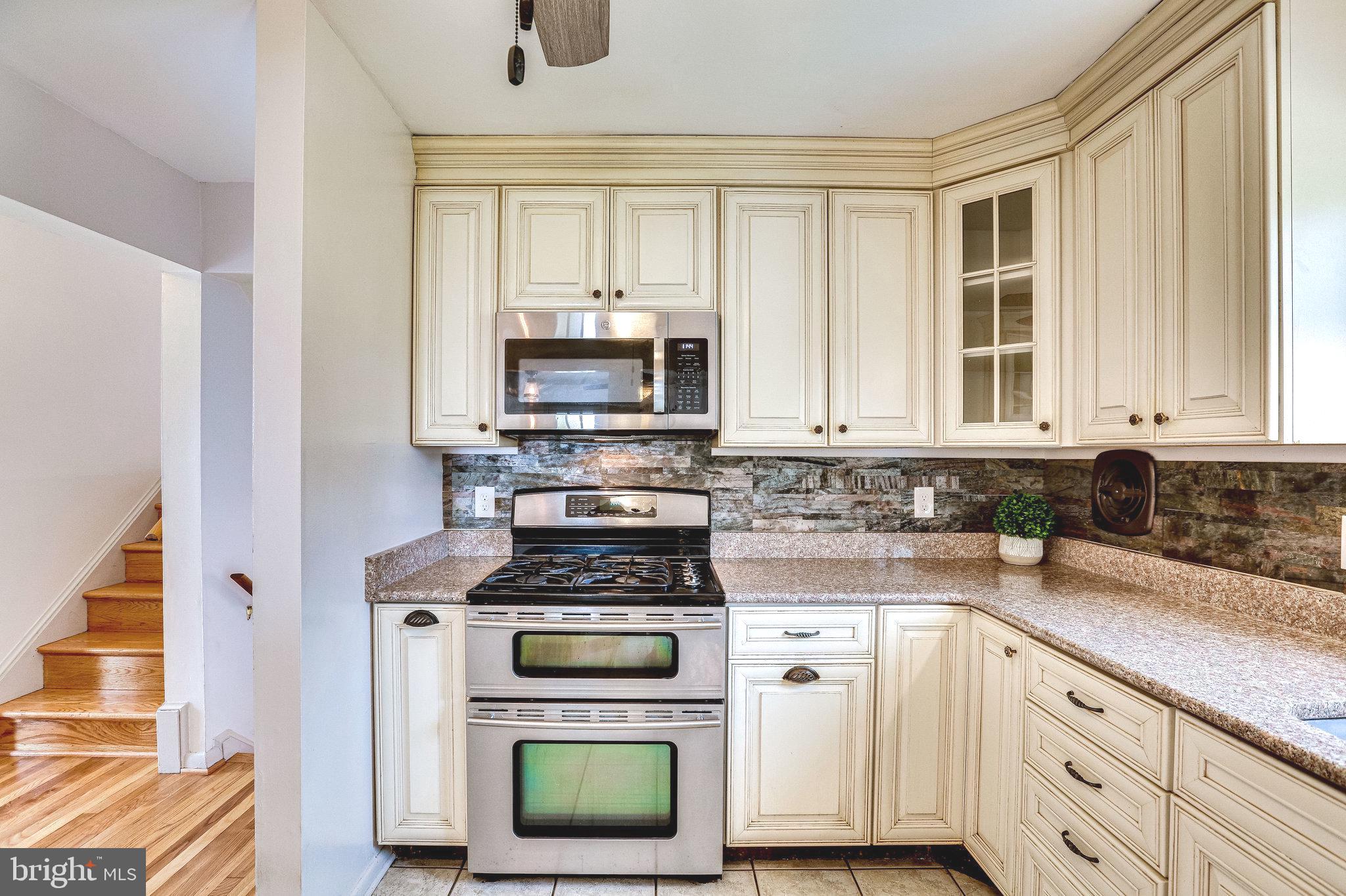 SHERWOOD HALL - Residential