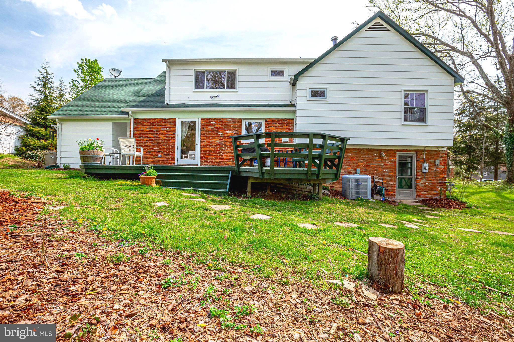 SHERWOOD HALL - Residential