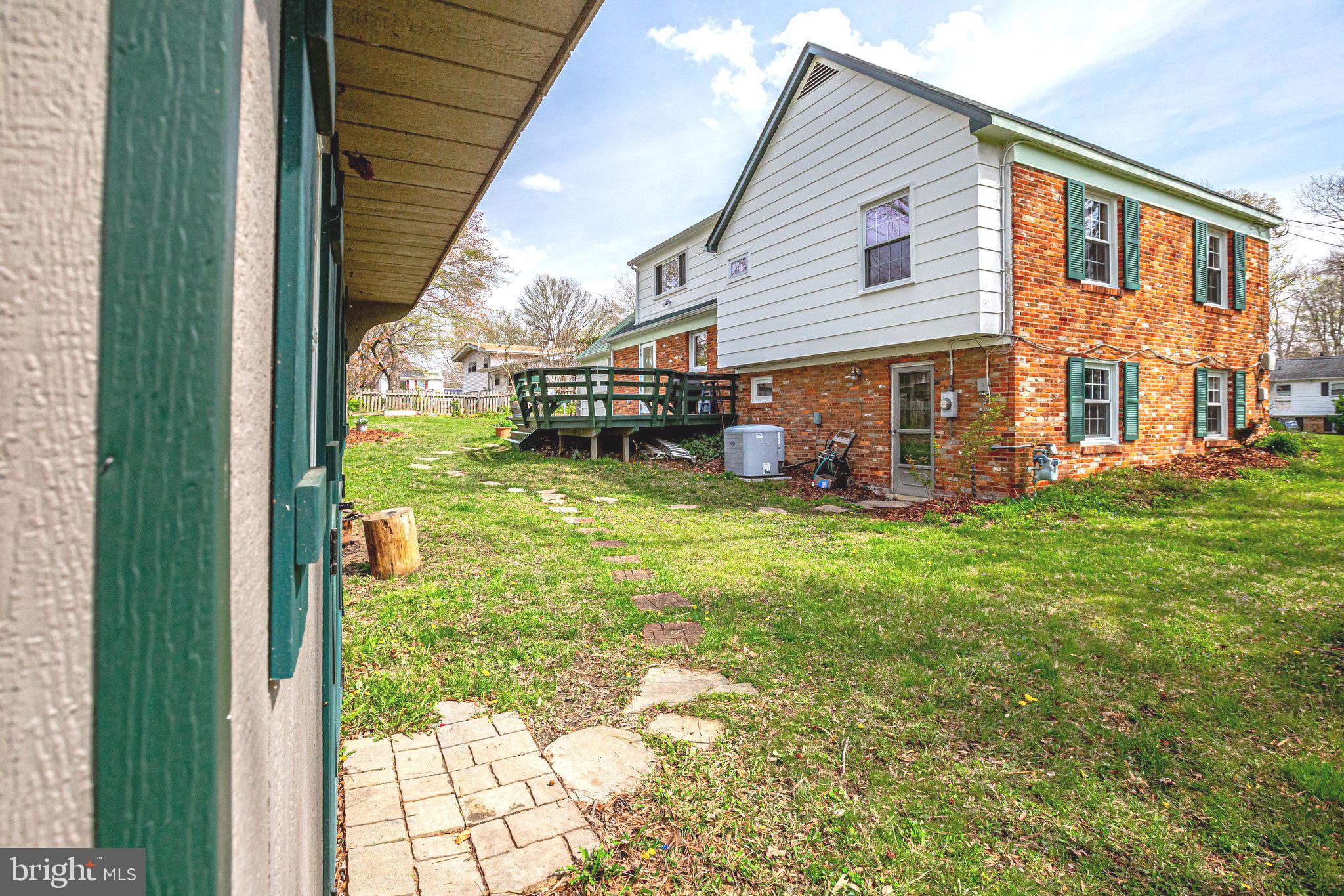 SHERWOOD HALL - Residential