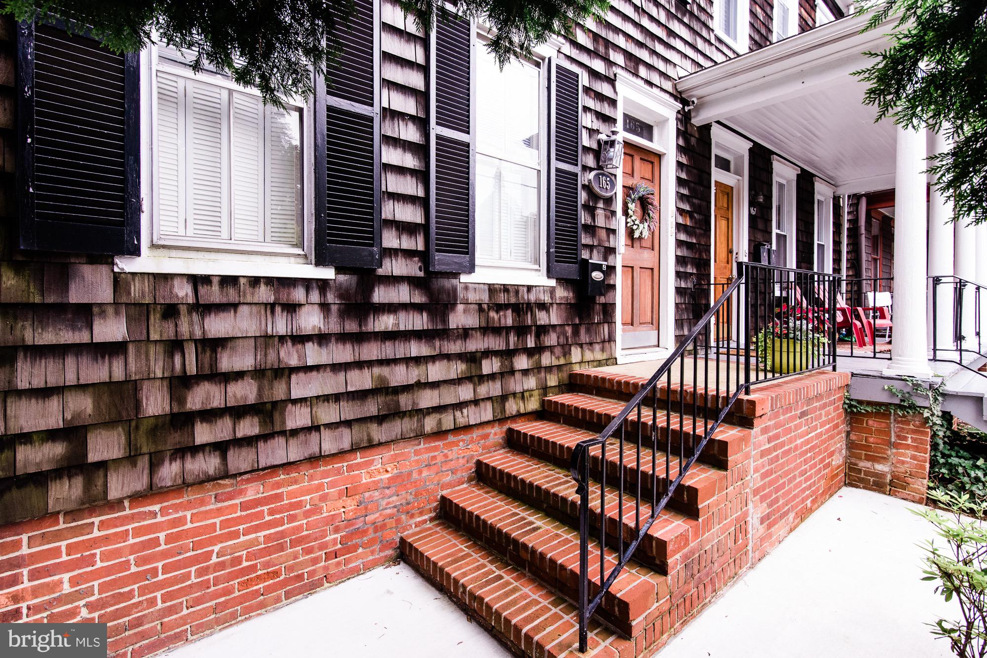 HISTORIC DISTRICT - Residential