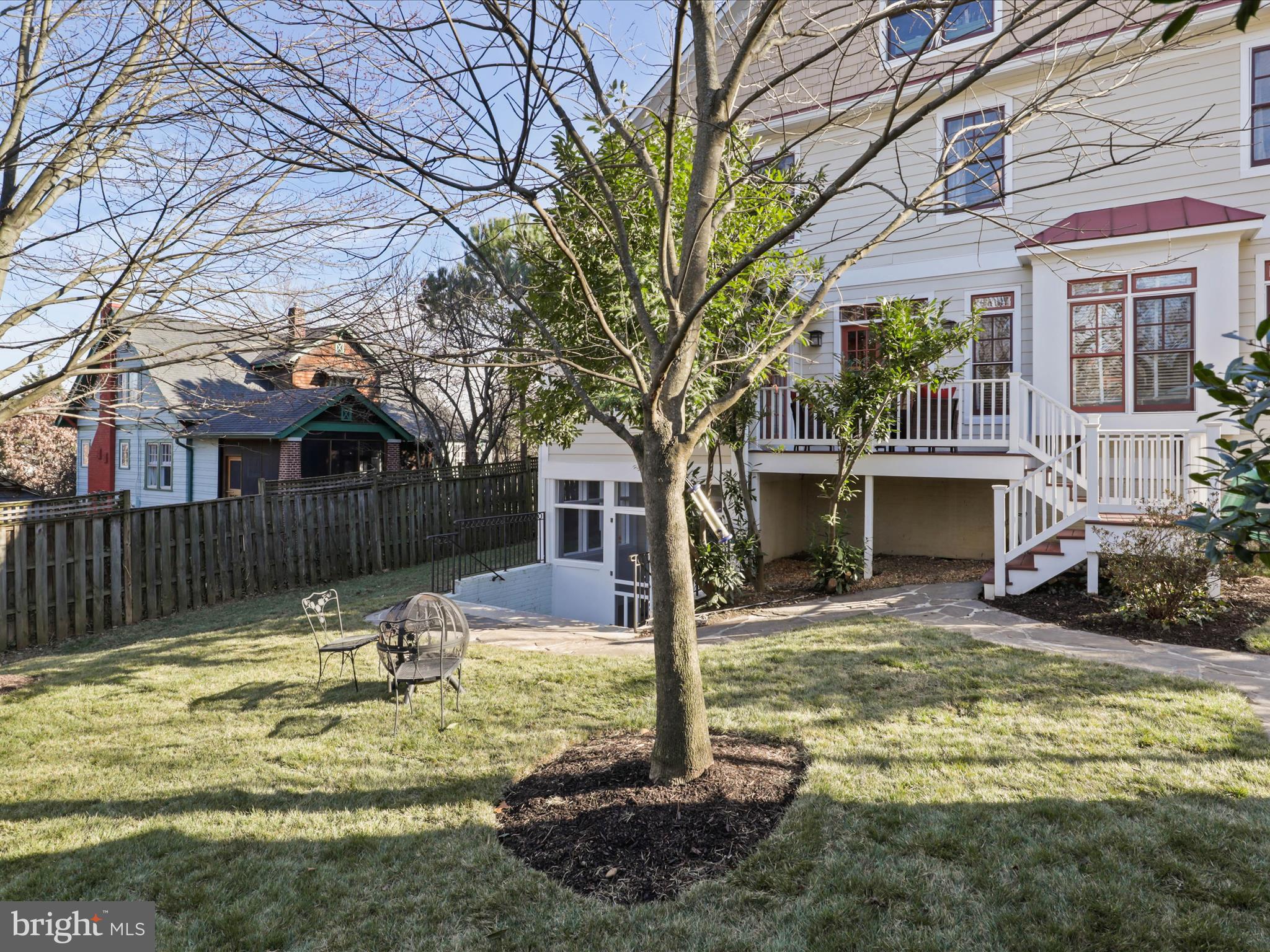 LYON PARK - Residential