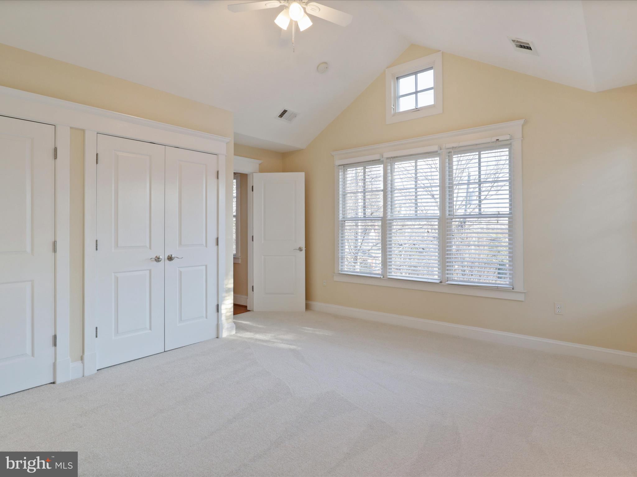 LYON PARK - Residential