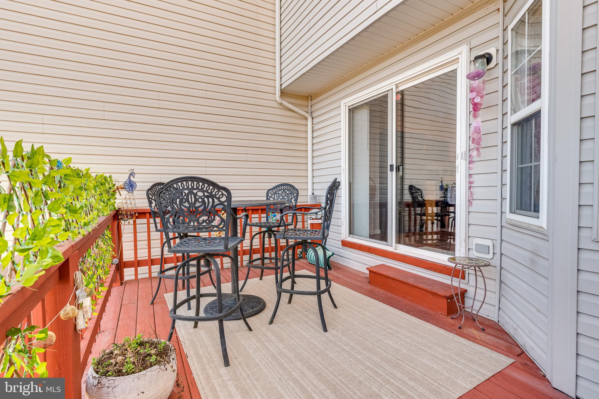 COUNTY GREEN - Residential Lease