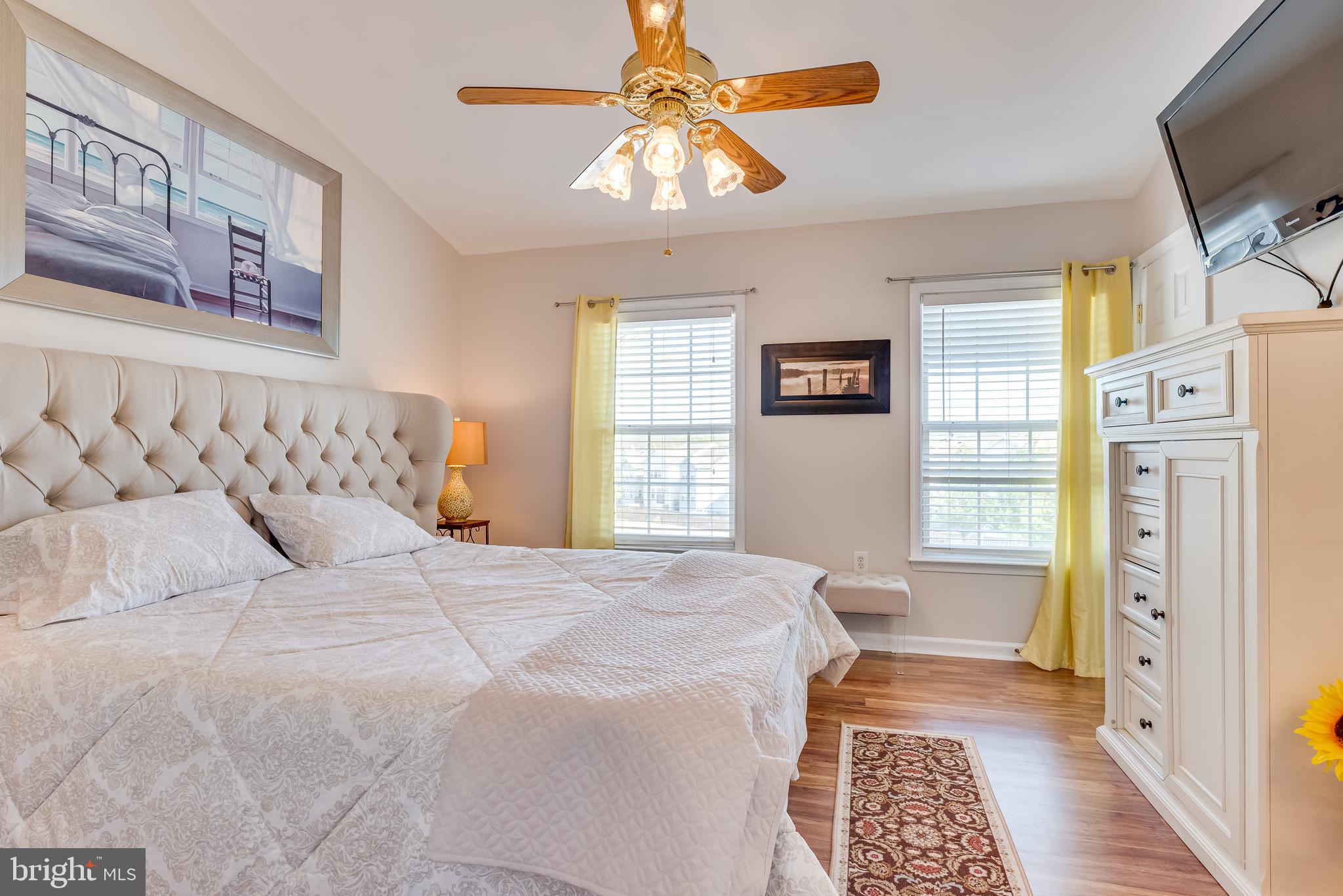 COUNTY GREEN - Residential Lease