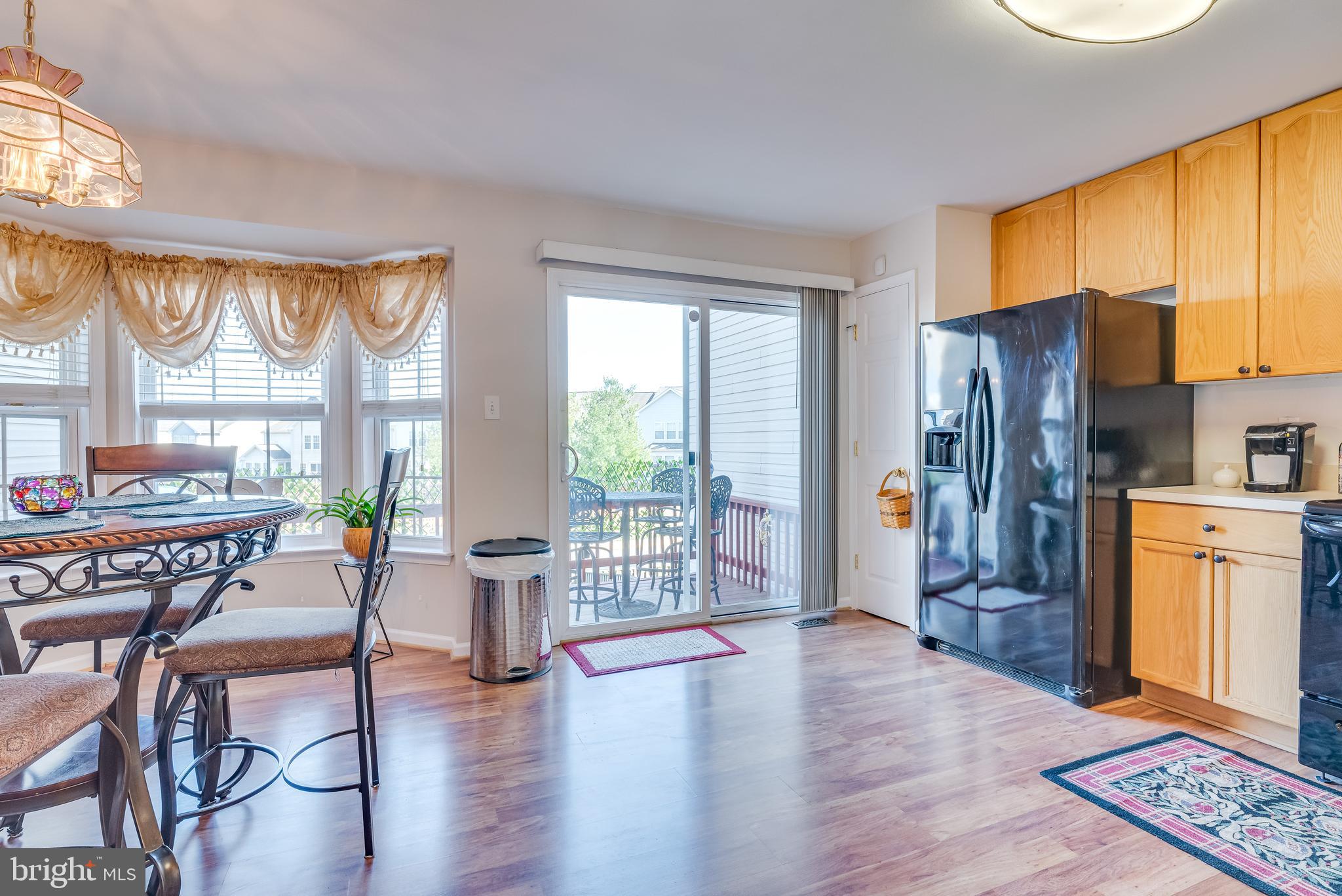 COUNTY GREEN - Residential Lease