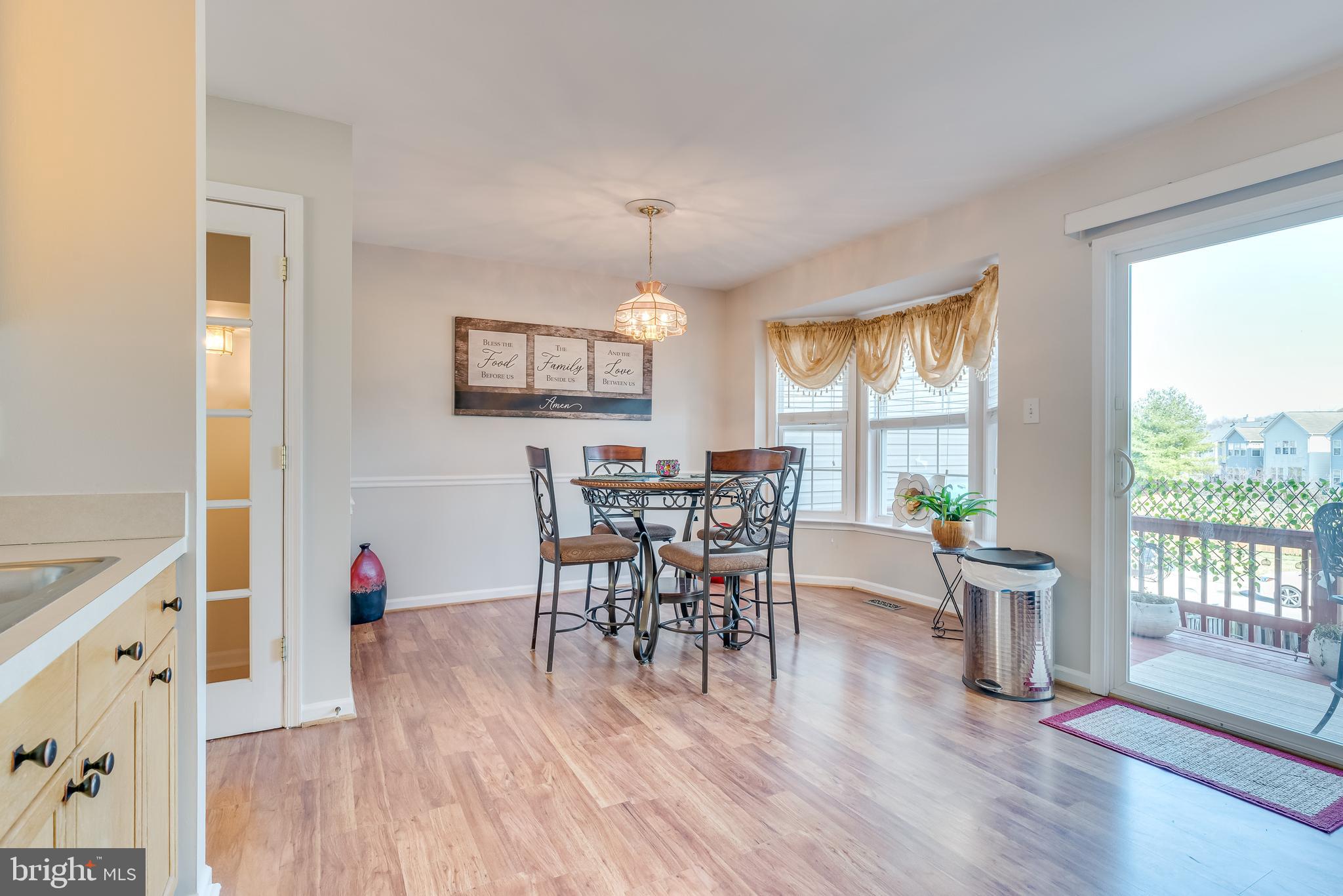 COUNTY GREEN - Residential Lease