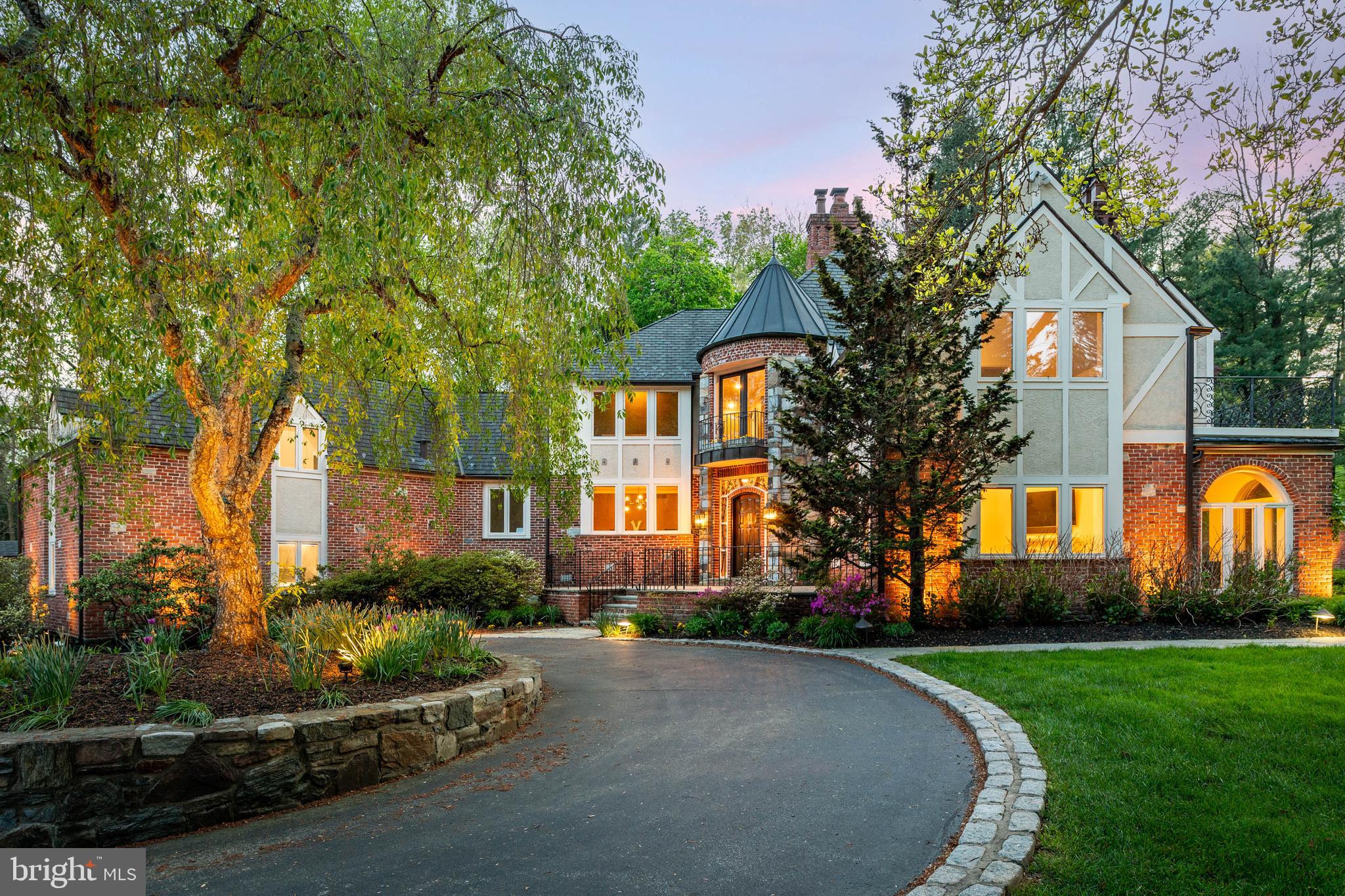 1100 GREEN VALLEY ROAD