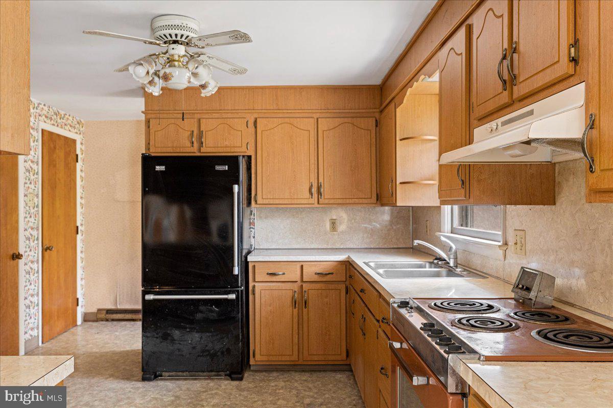 WOODLAND MEADOWS - Residential