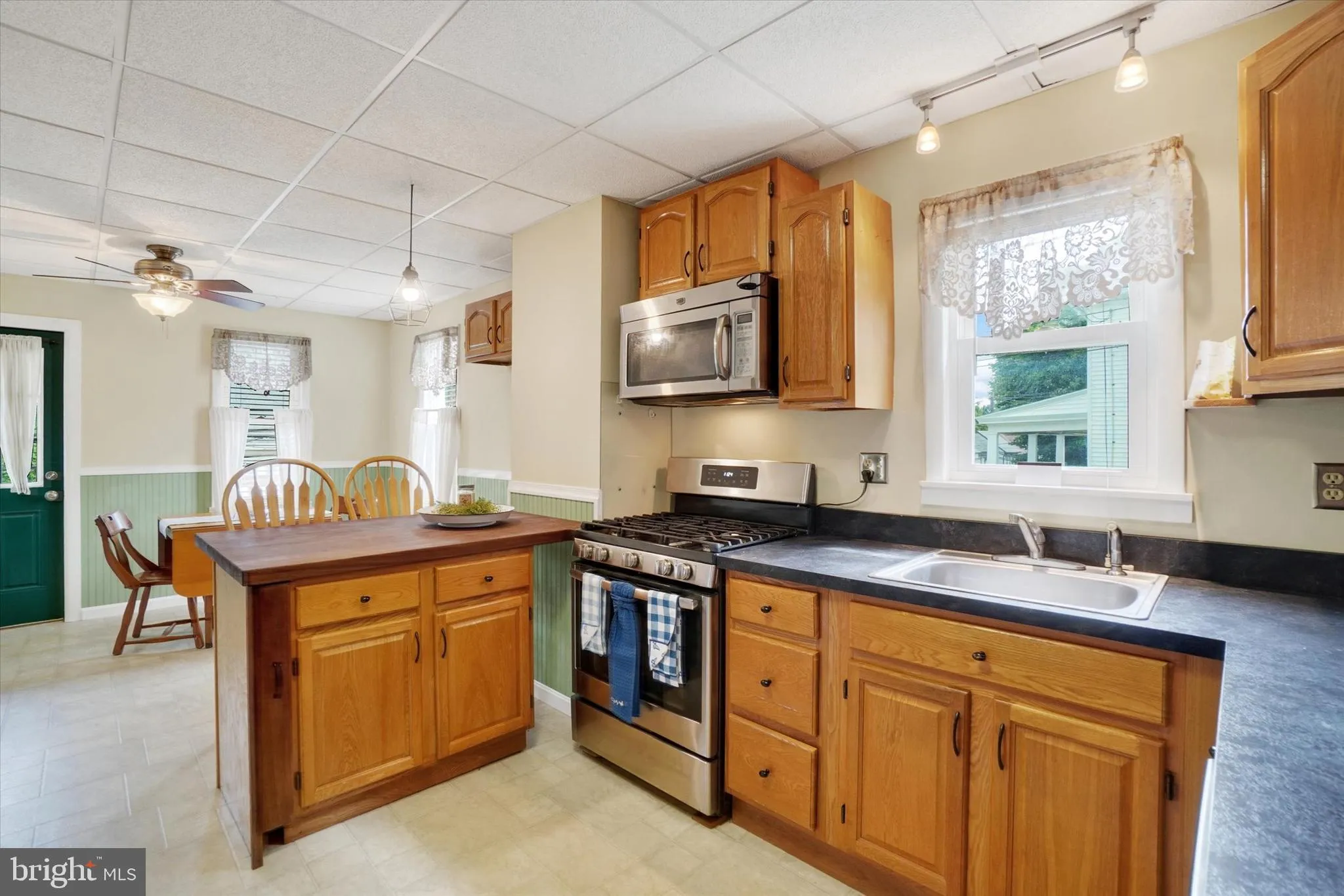 Windsor, Pennsylvania 17366, United States, 3 Bedrooms Bedrooms, ,1 BathroomBathrooms,Residential,Active,178806