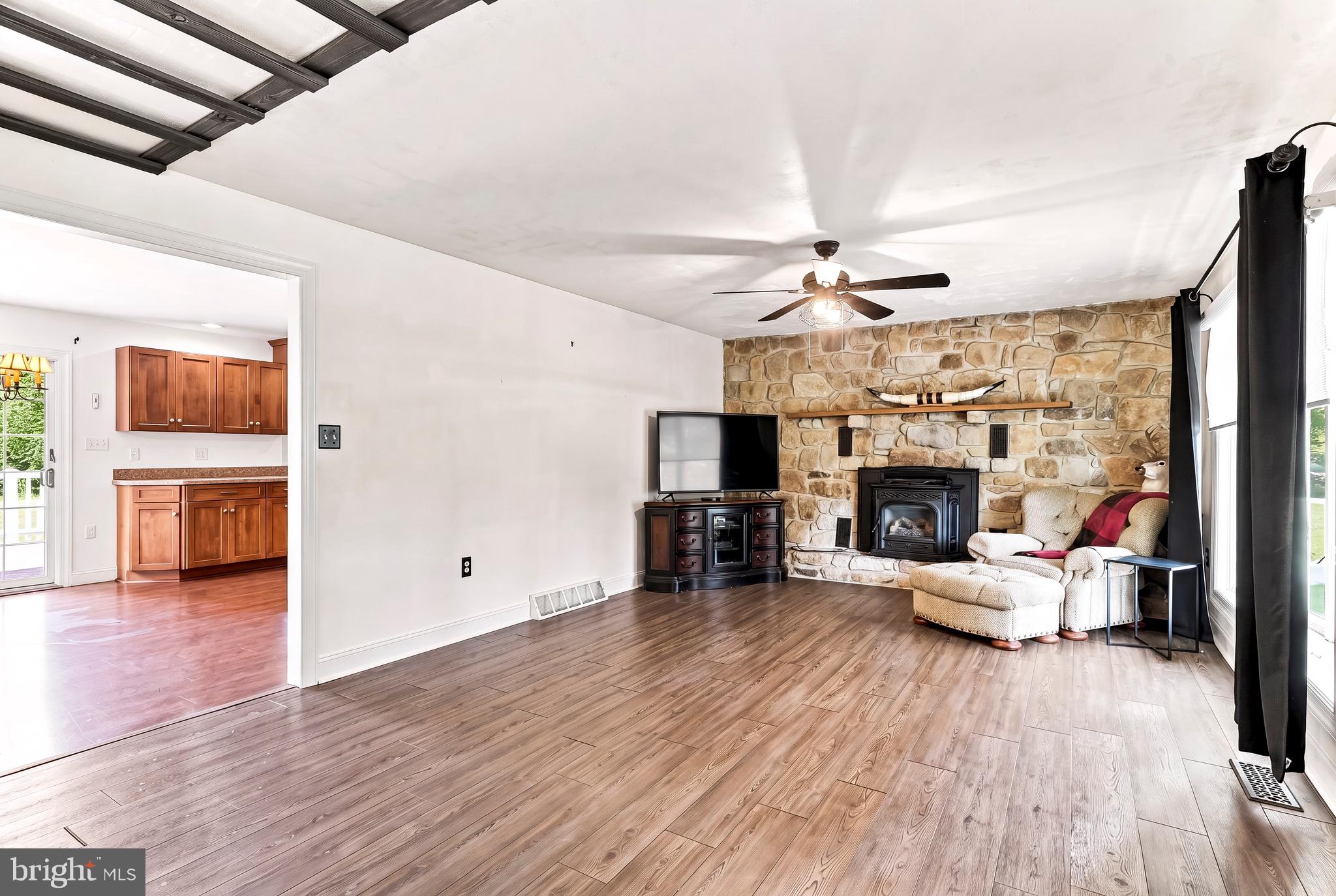 136 TELEGRAPH ROAD