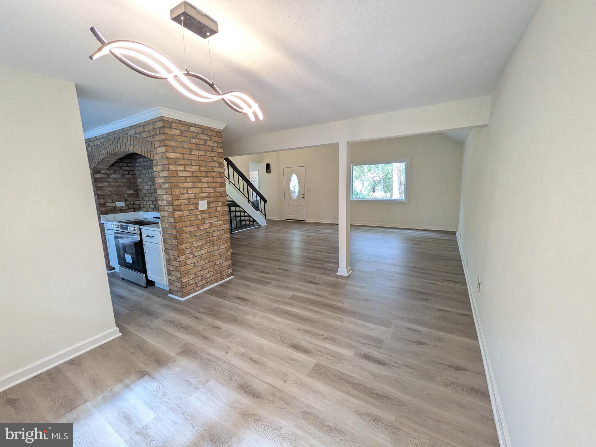 1019 ISABELLA DRIVE