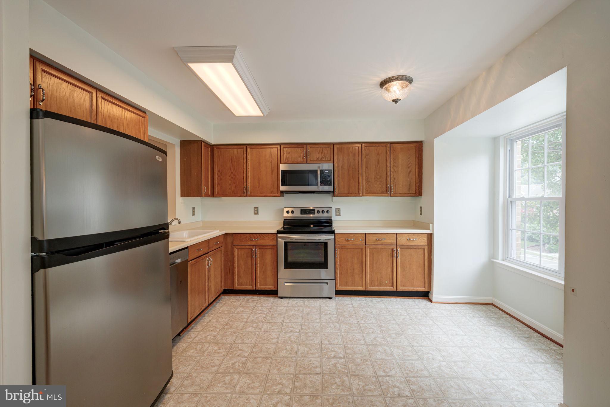 6152 CASTLETOWN WAY