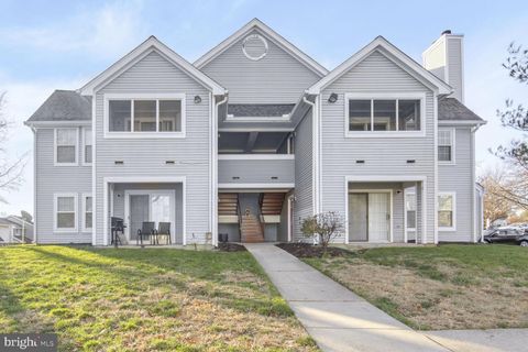 Photo of 14000 Lord Marlborough Place #18-1, UPPER MARLBORO, MD 20772 (MLS # MDPG2189584)