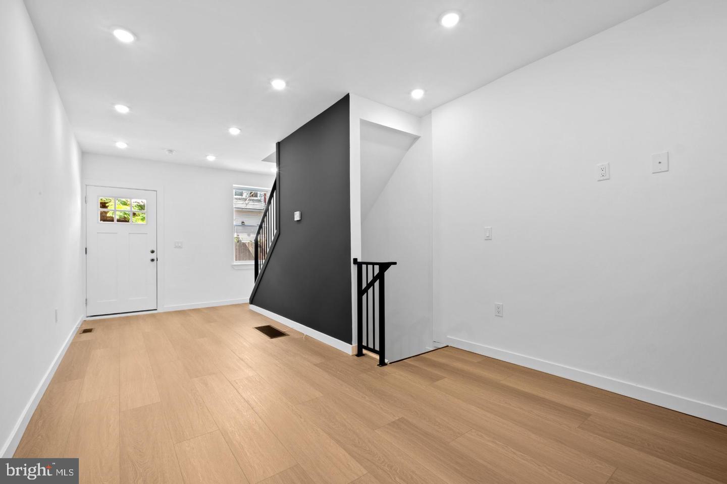 NORRIS SQUARE - Residential