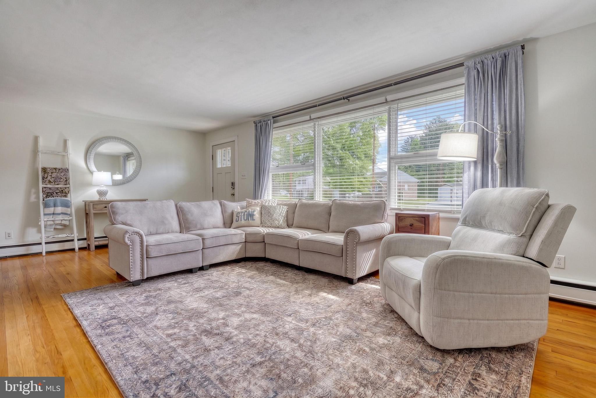 CEDAR CLIFF MANOR - Residential